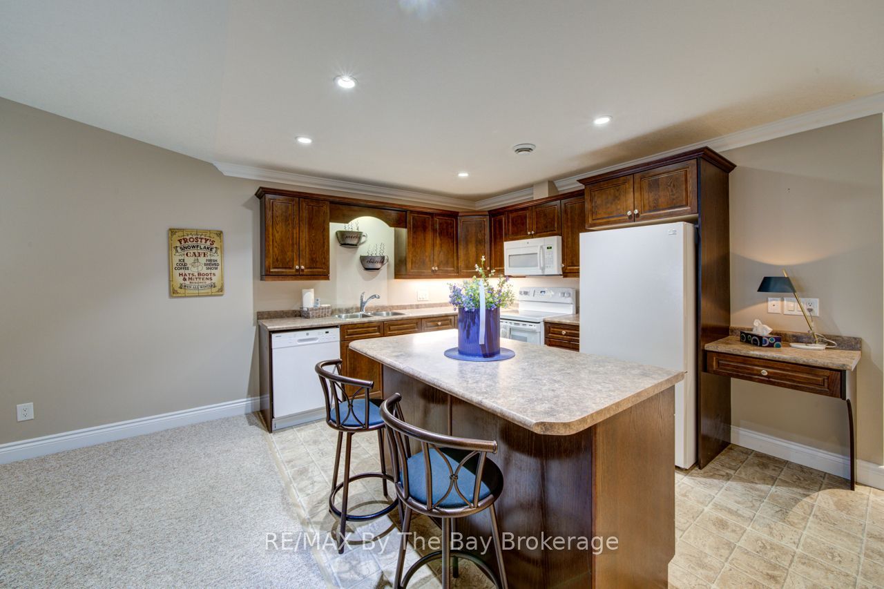 15 Meadow Lane Property Photo 12