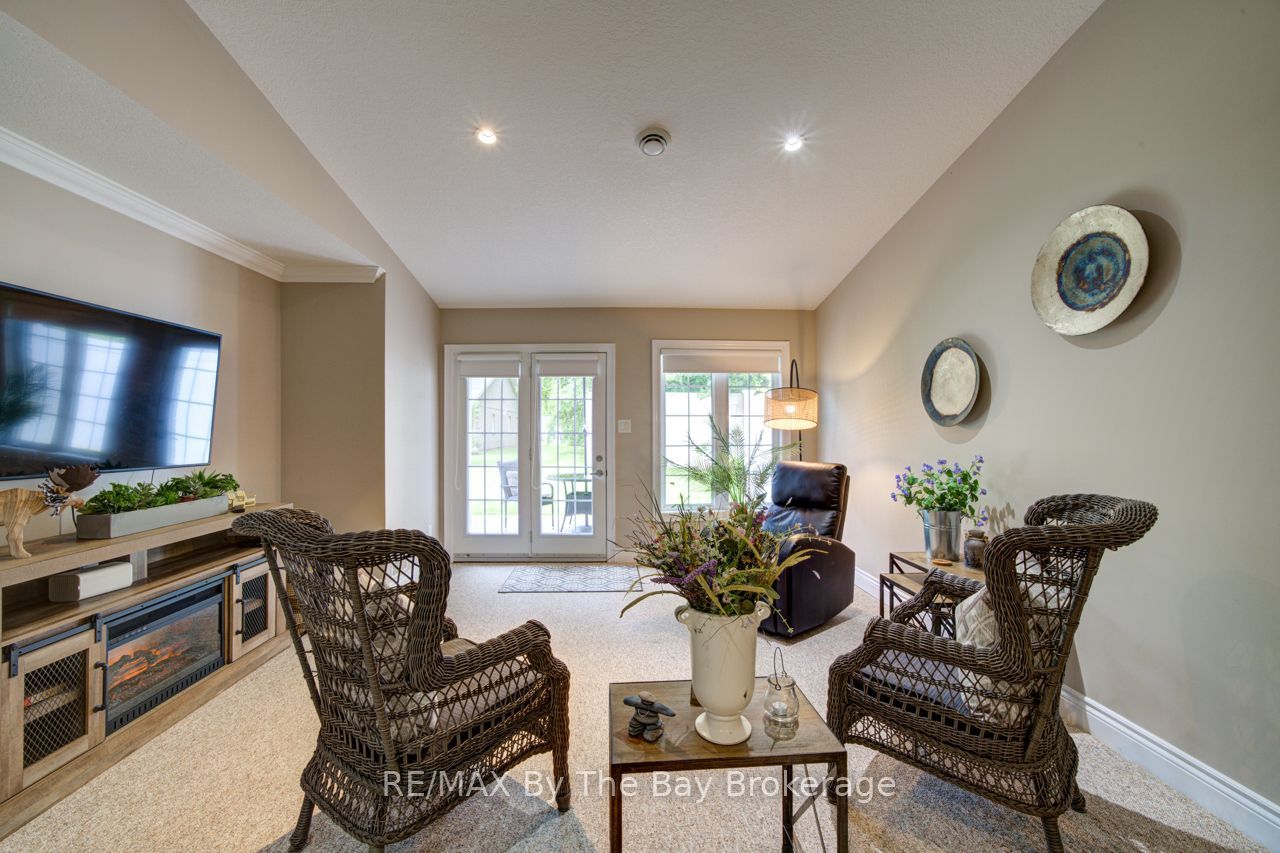 15 Meadow Lane Property Photo 22