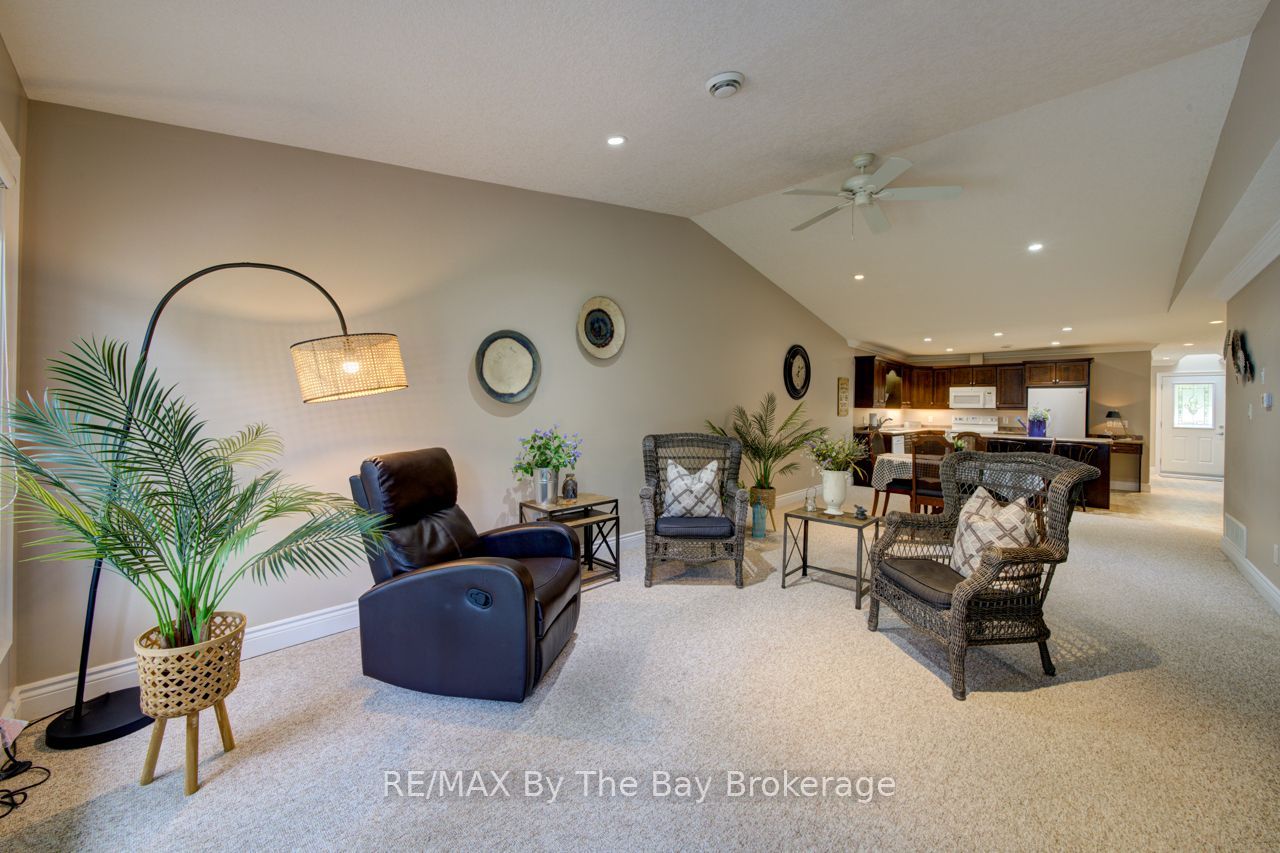 15 Meadow Lane Property Photo 24