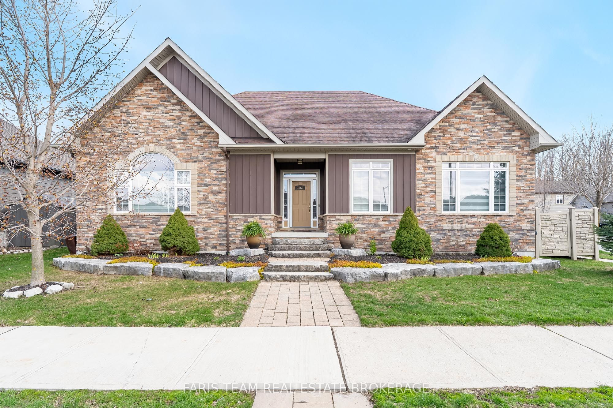 3063 Stone Ridge Boulevard Property Photo 1