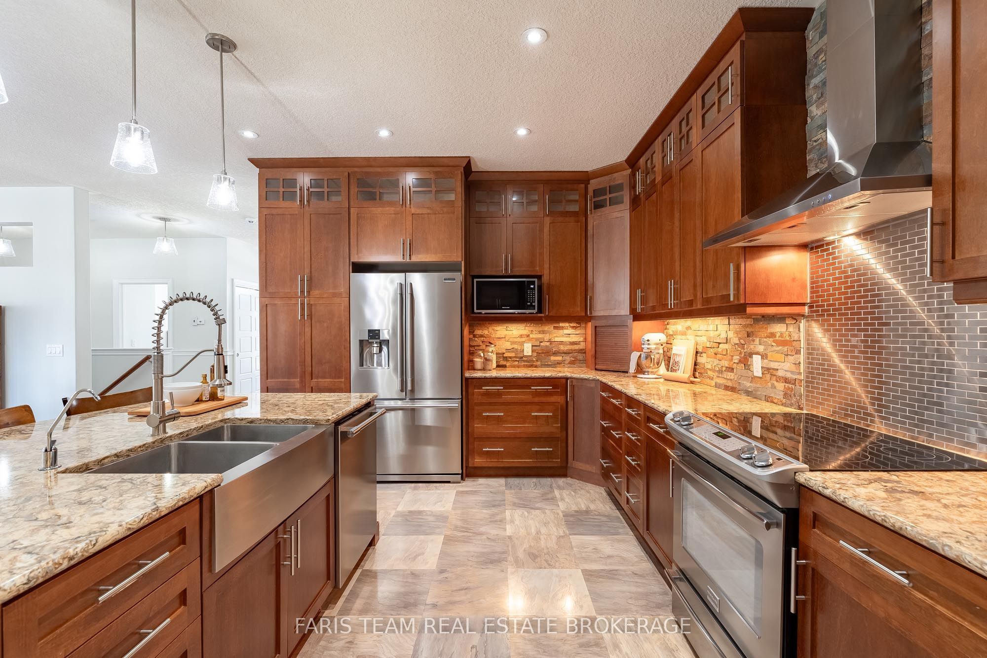 3063 Stone Ridge Boulevard Property Photo 7