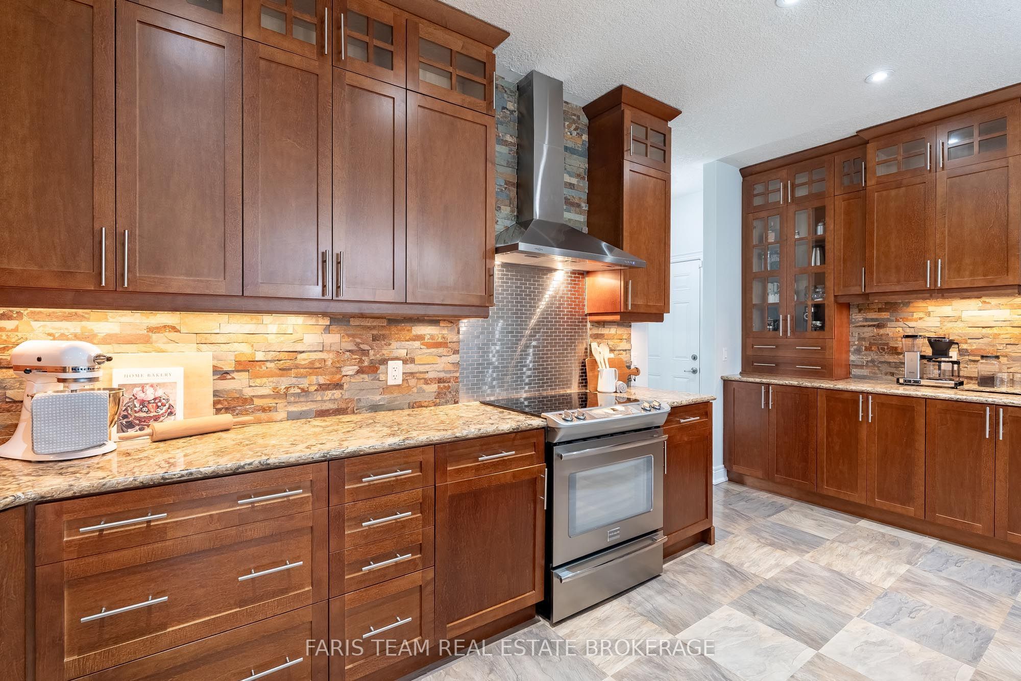 3063 Stone Ridge Boulevard Property Photo 8