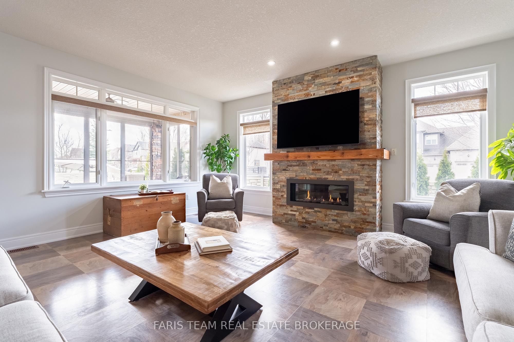 3063 Stone Ridge Boulevard Property Photo 12