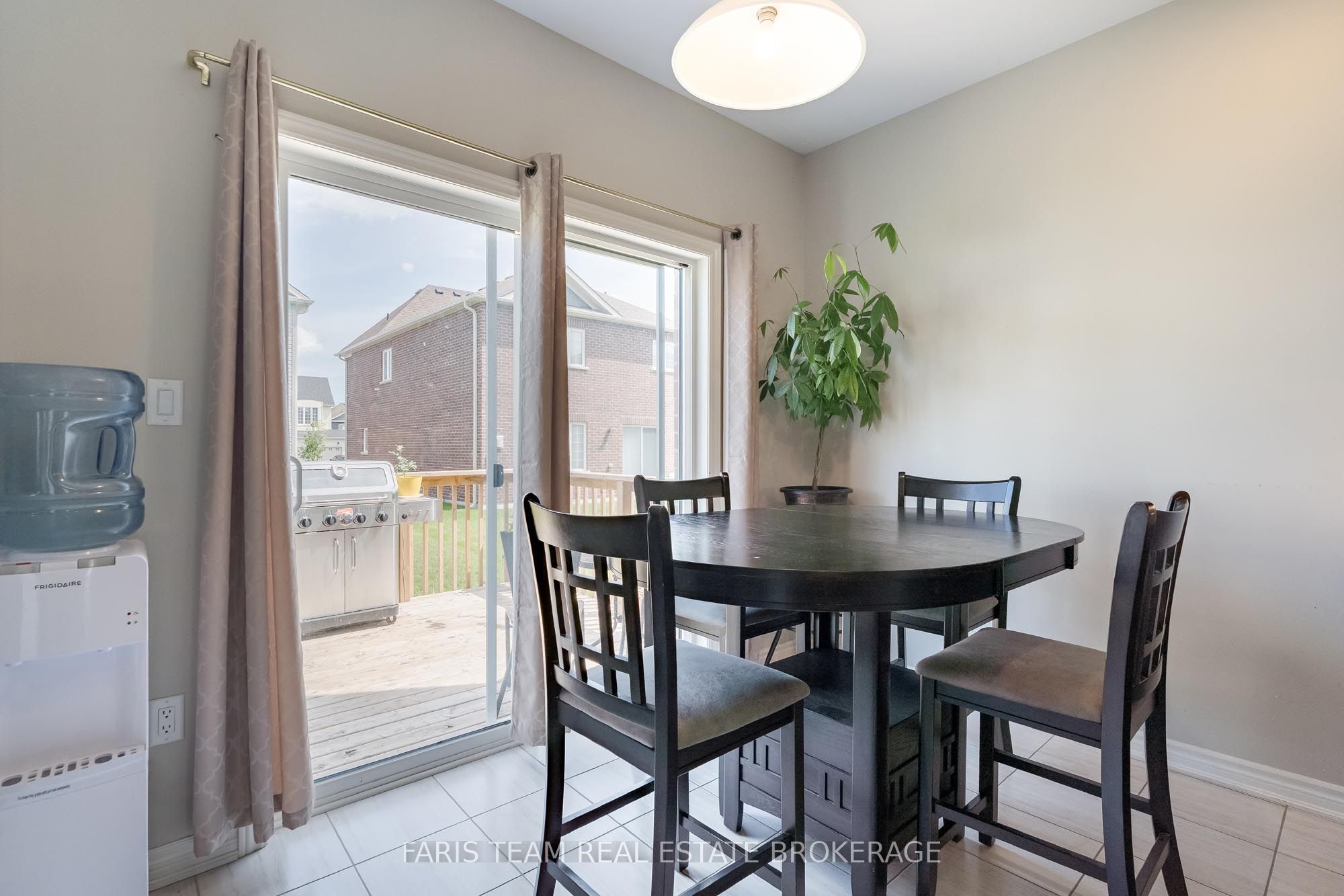 207 Cubitt Street Property Photo 10
