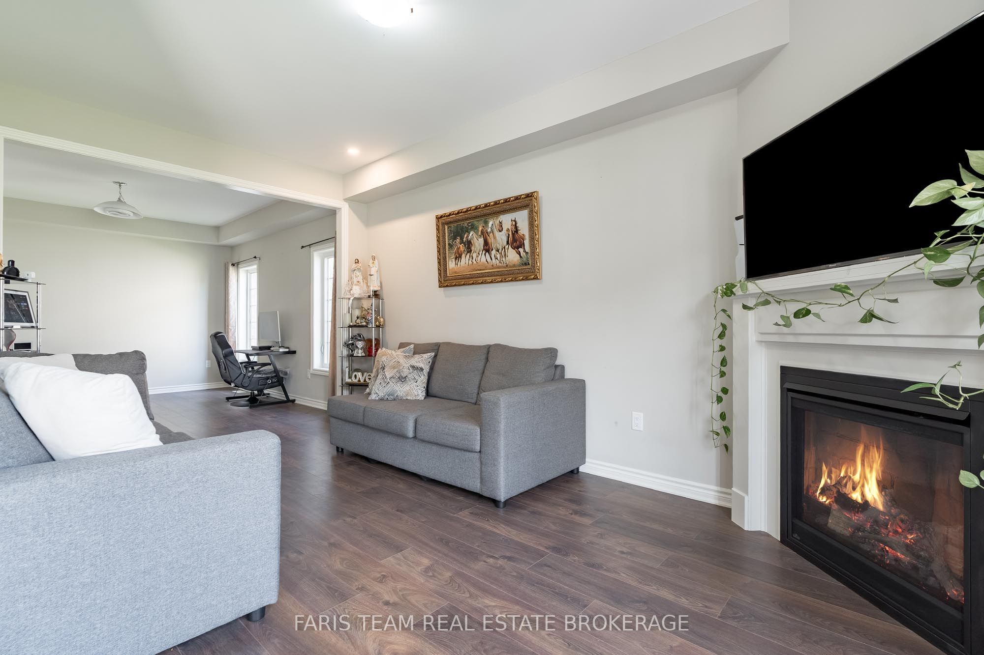 207 Cubitt Street Property Photo 15