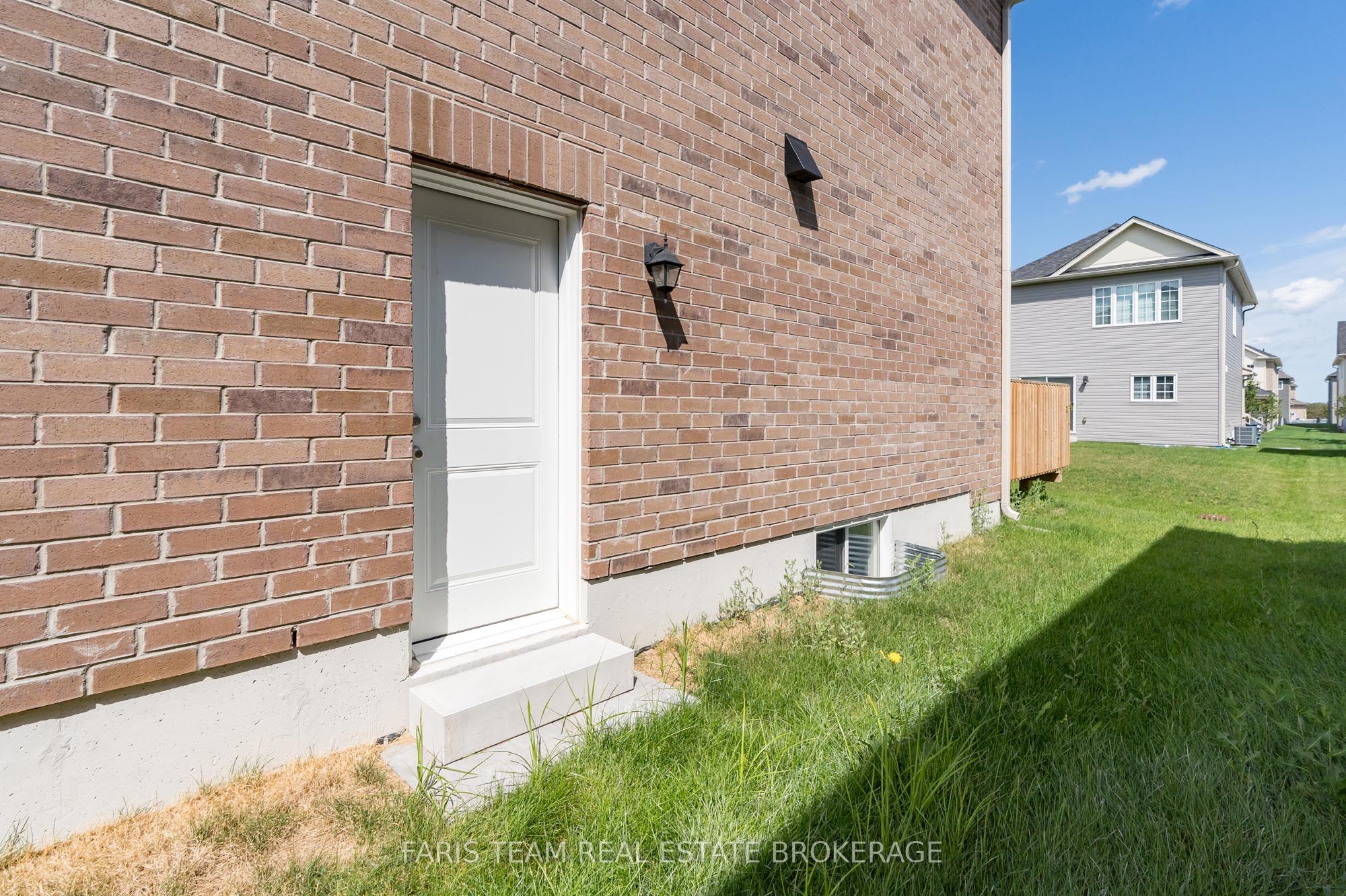 207 Cubitt Street Property Photo 31