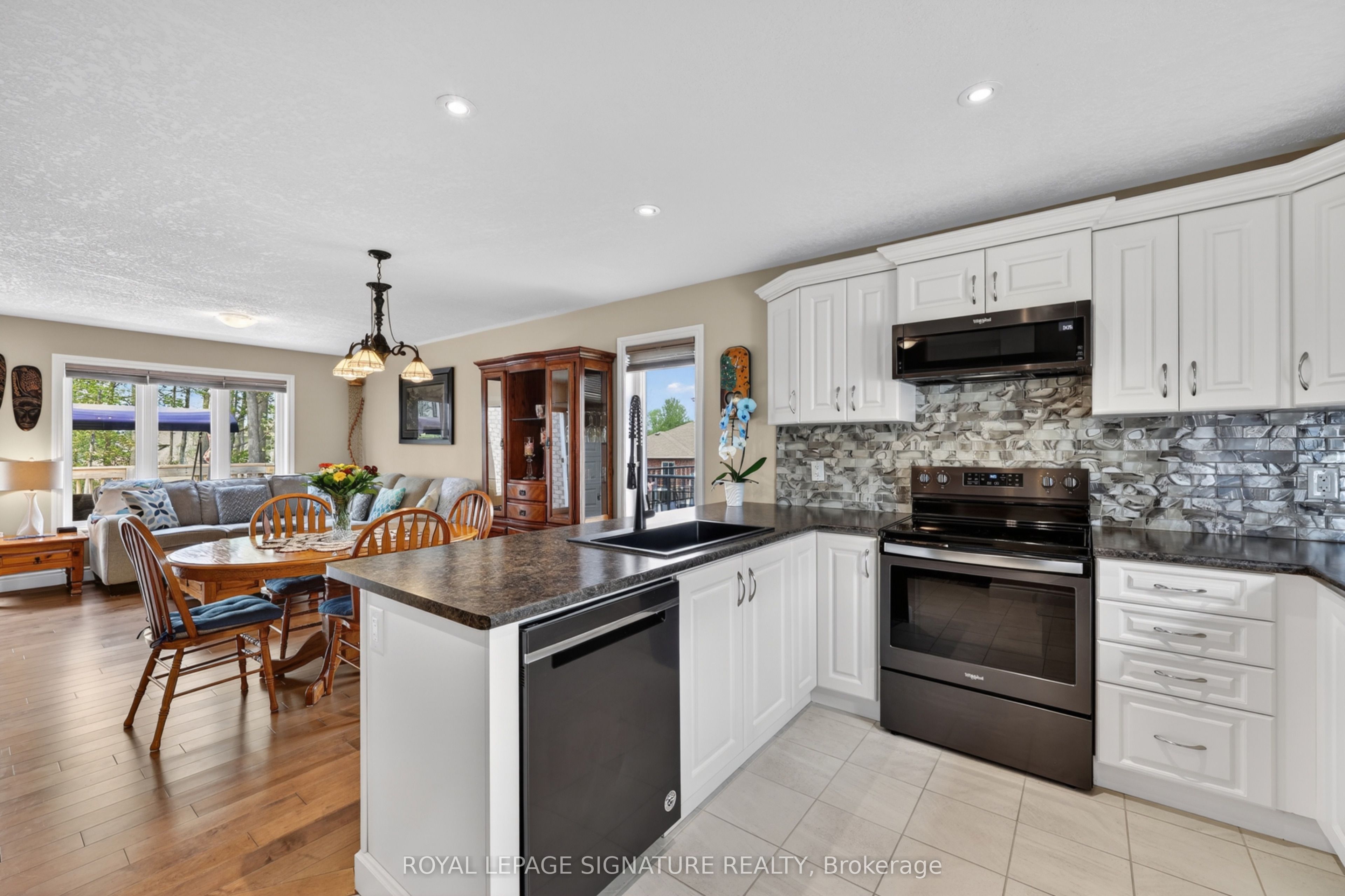 22 Hunter Avenue Property Photo 14