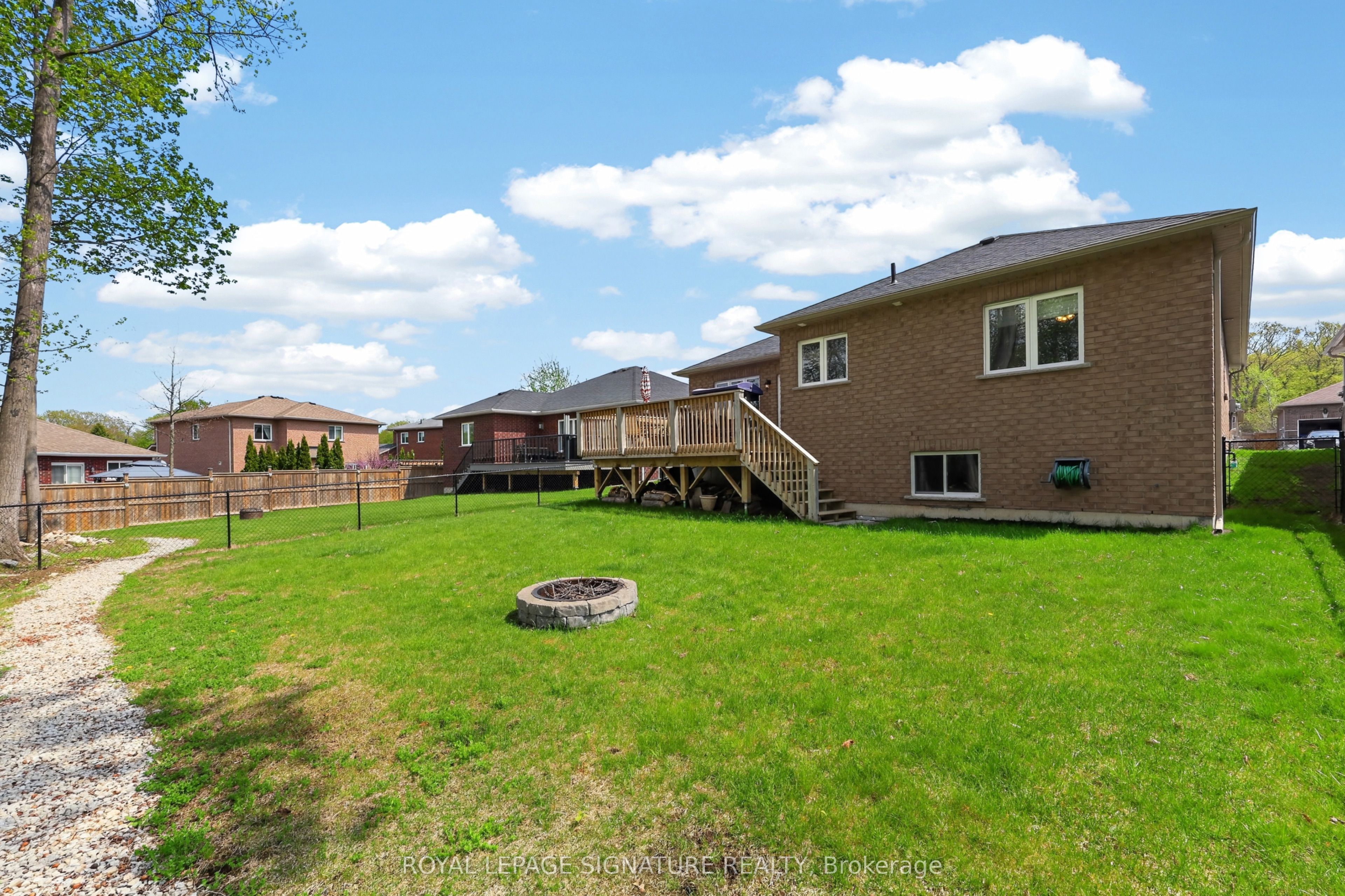 22 Hunter Avenue Property Photo 38