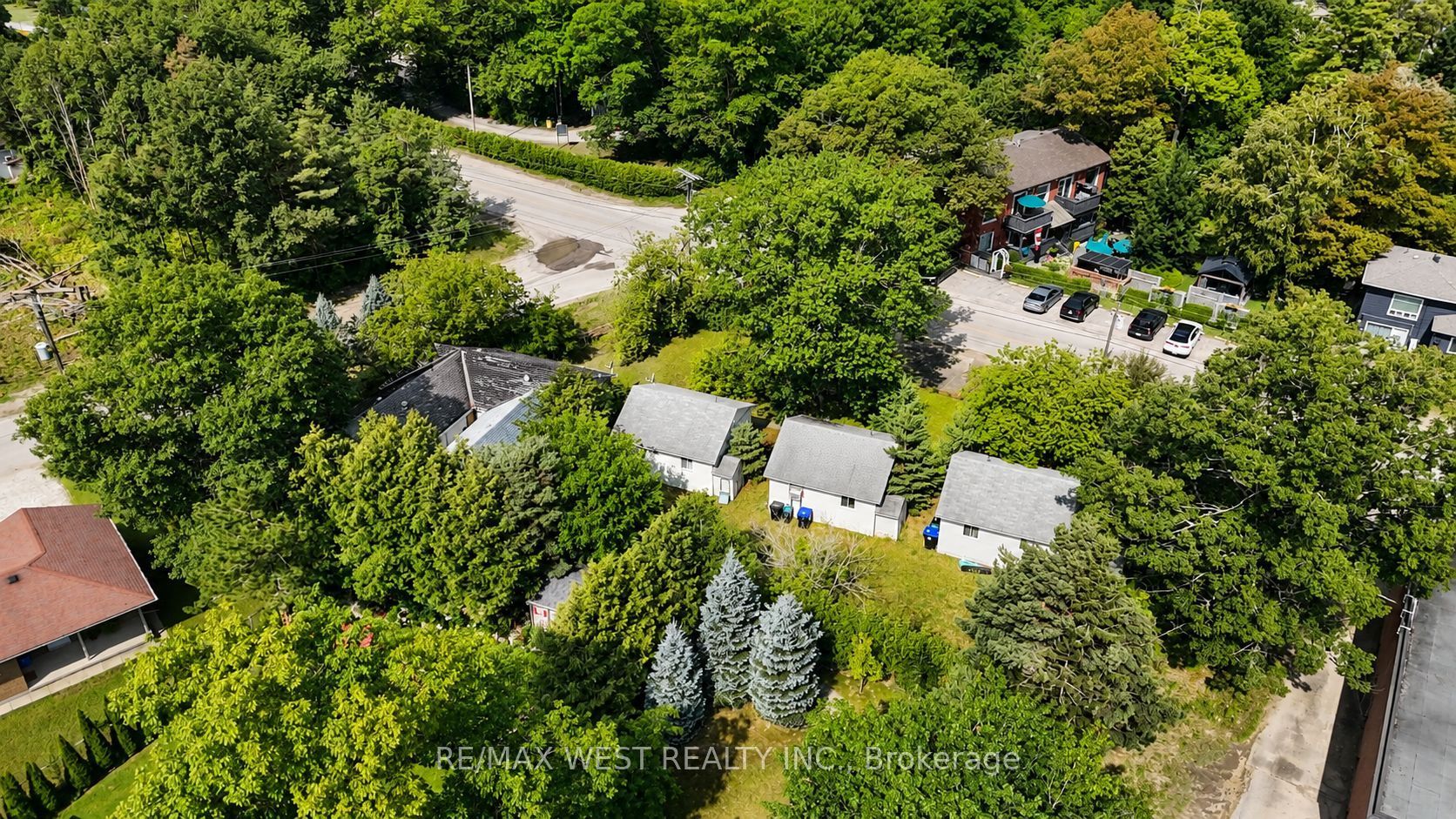 195 Dunkerron Avenue Property Photo 1
