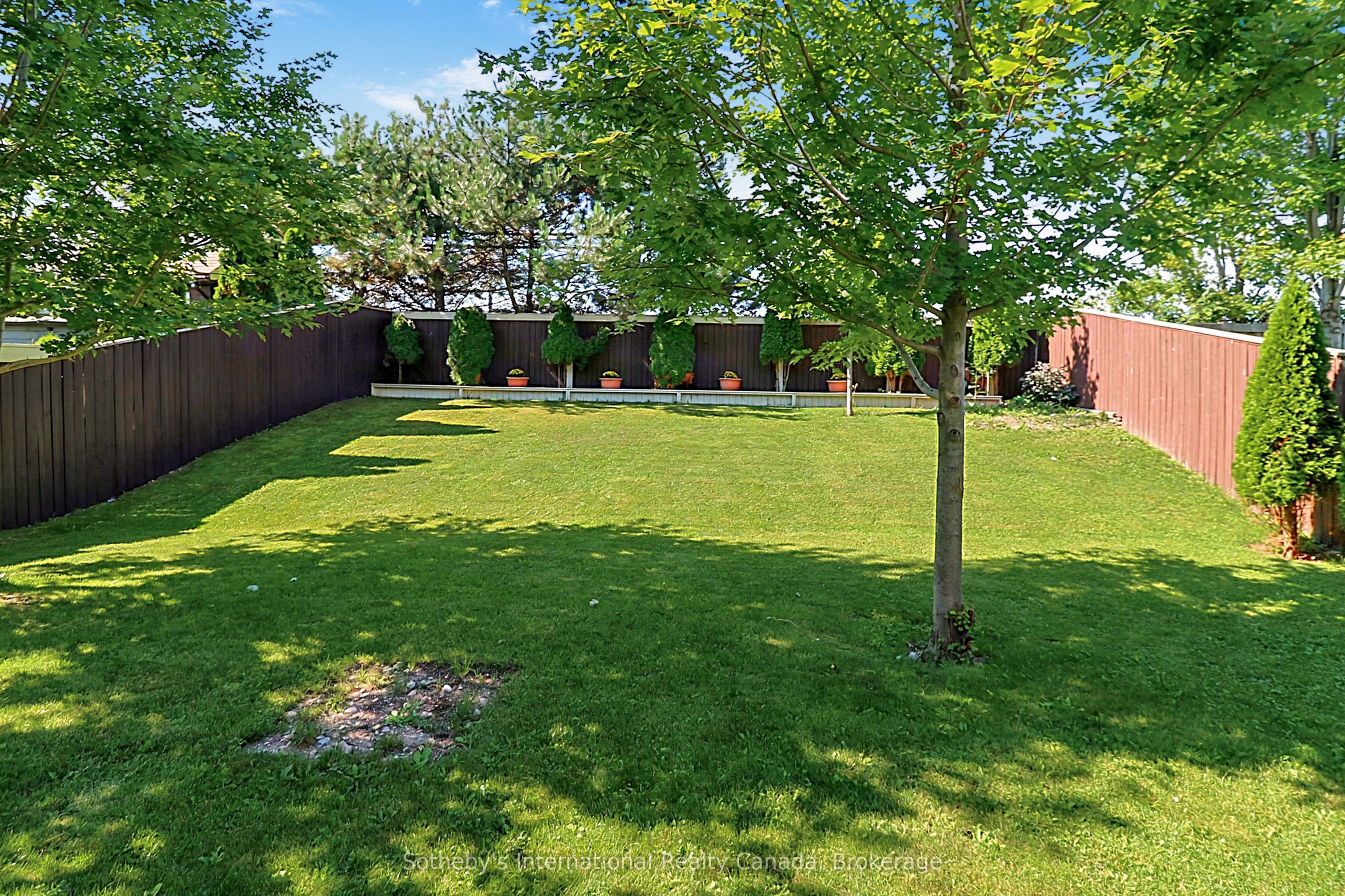 28 Barrington Trail Property Photo 6