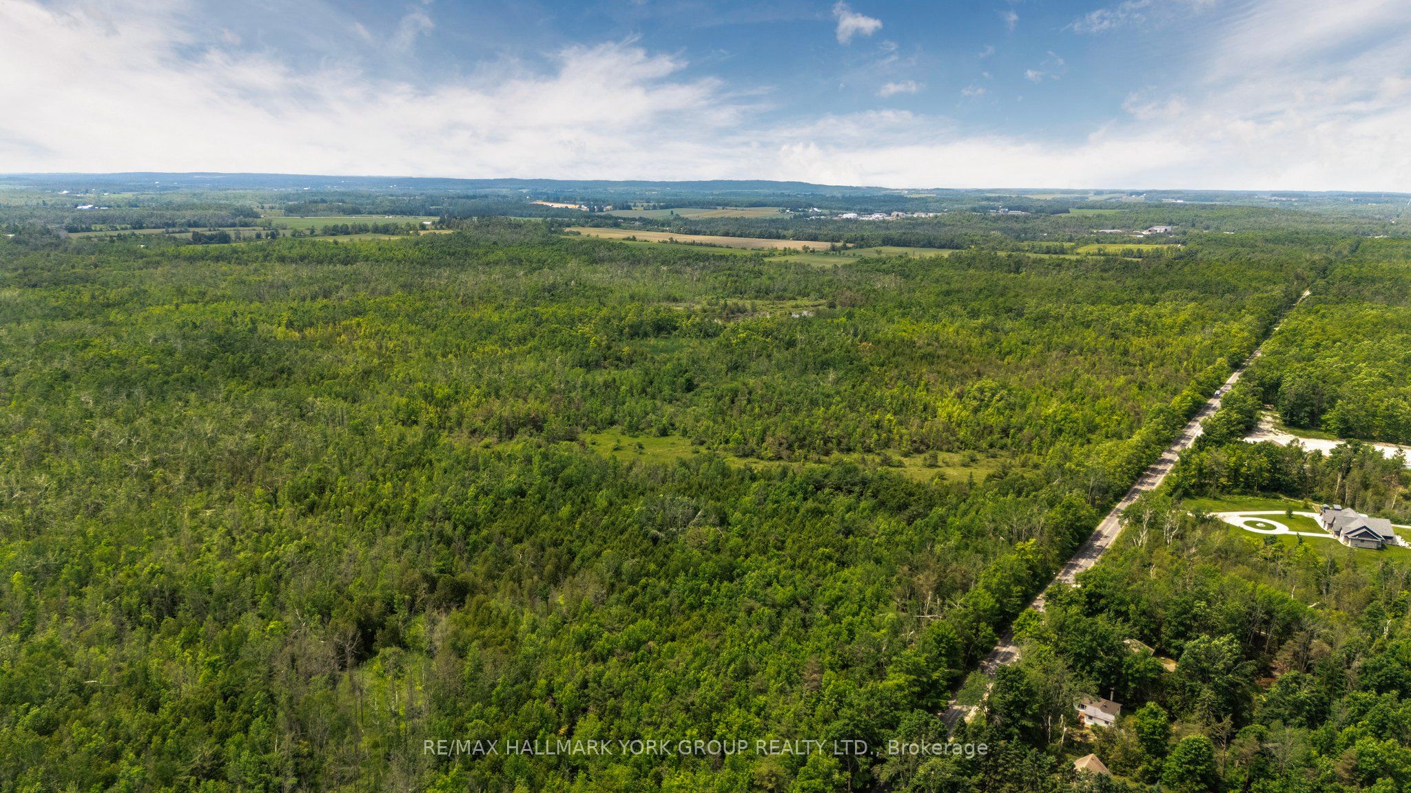 600 14th Line South Property Photo 15
