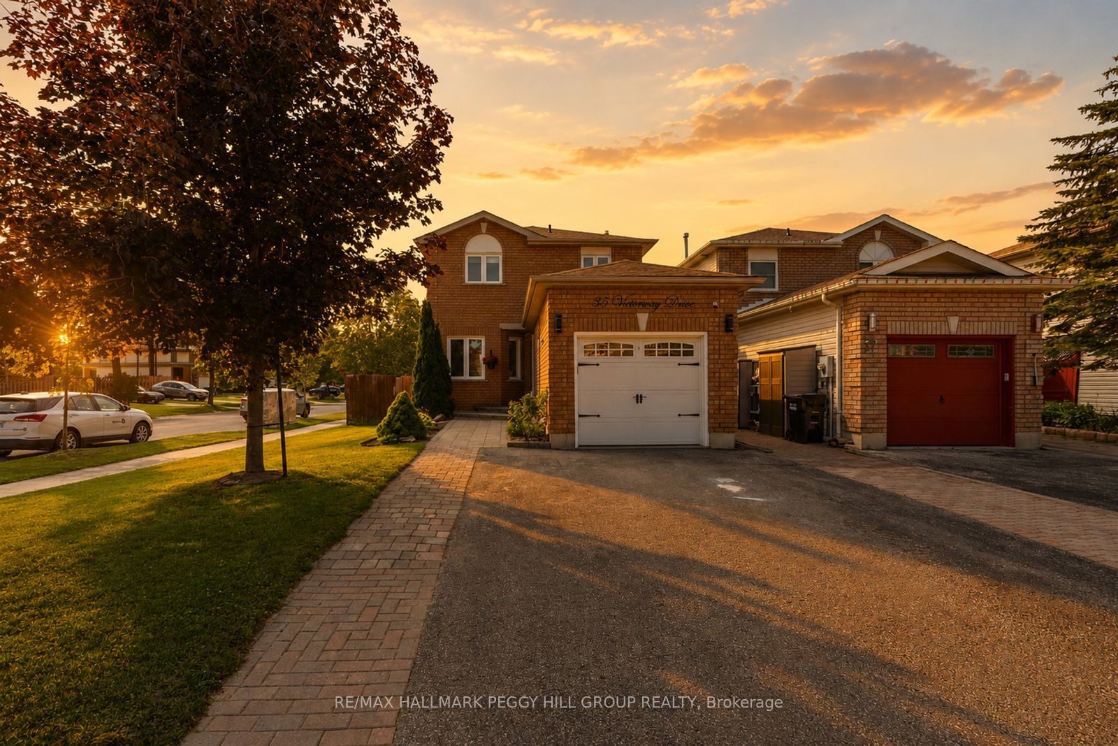 35 Victorway Drive Property Photo 1