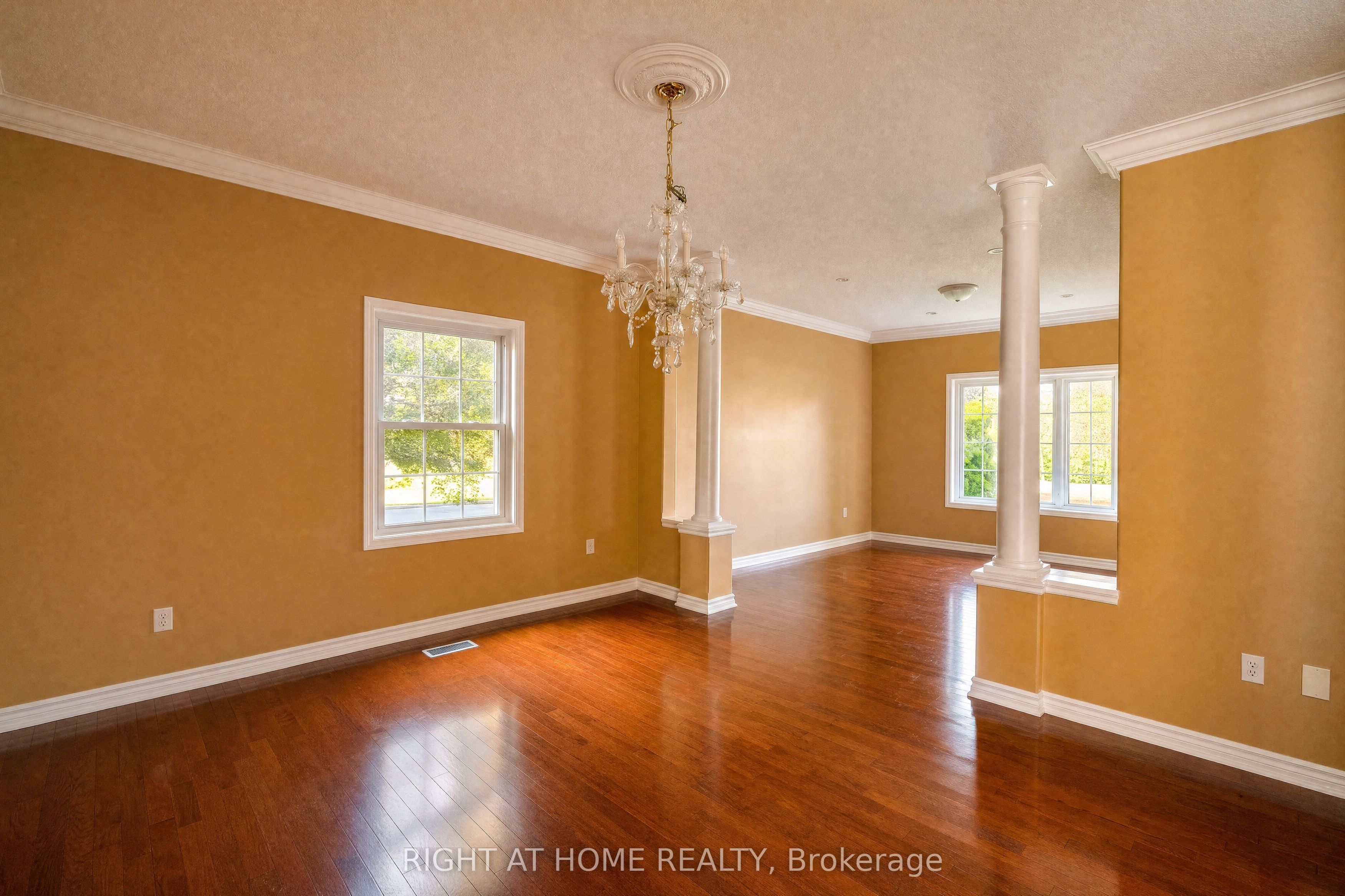 52 Prince William Way Property Photo 9