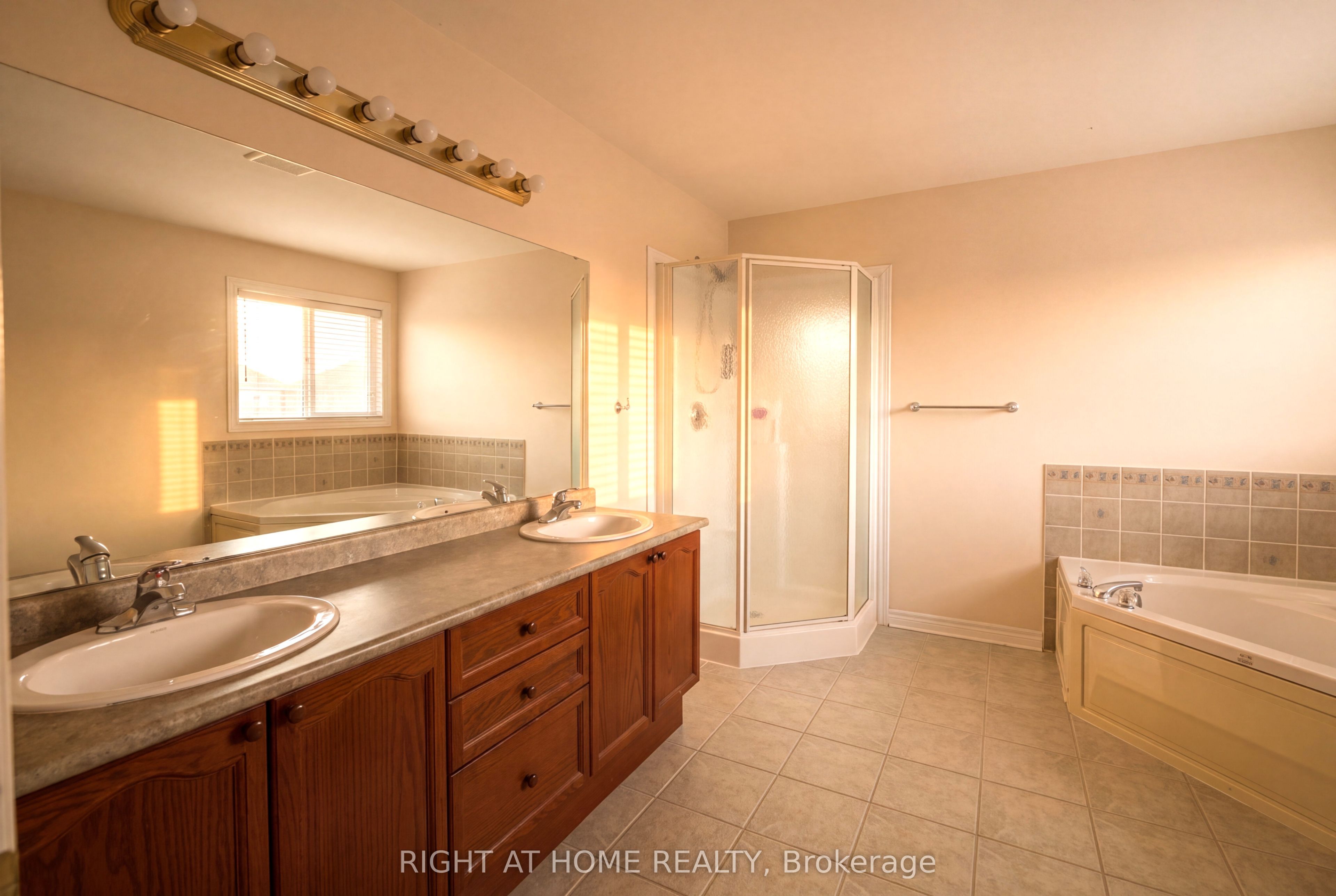 52 Prince William Way Property Photo 31