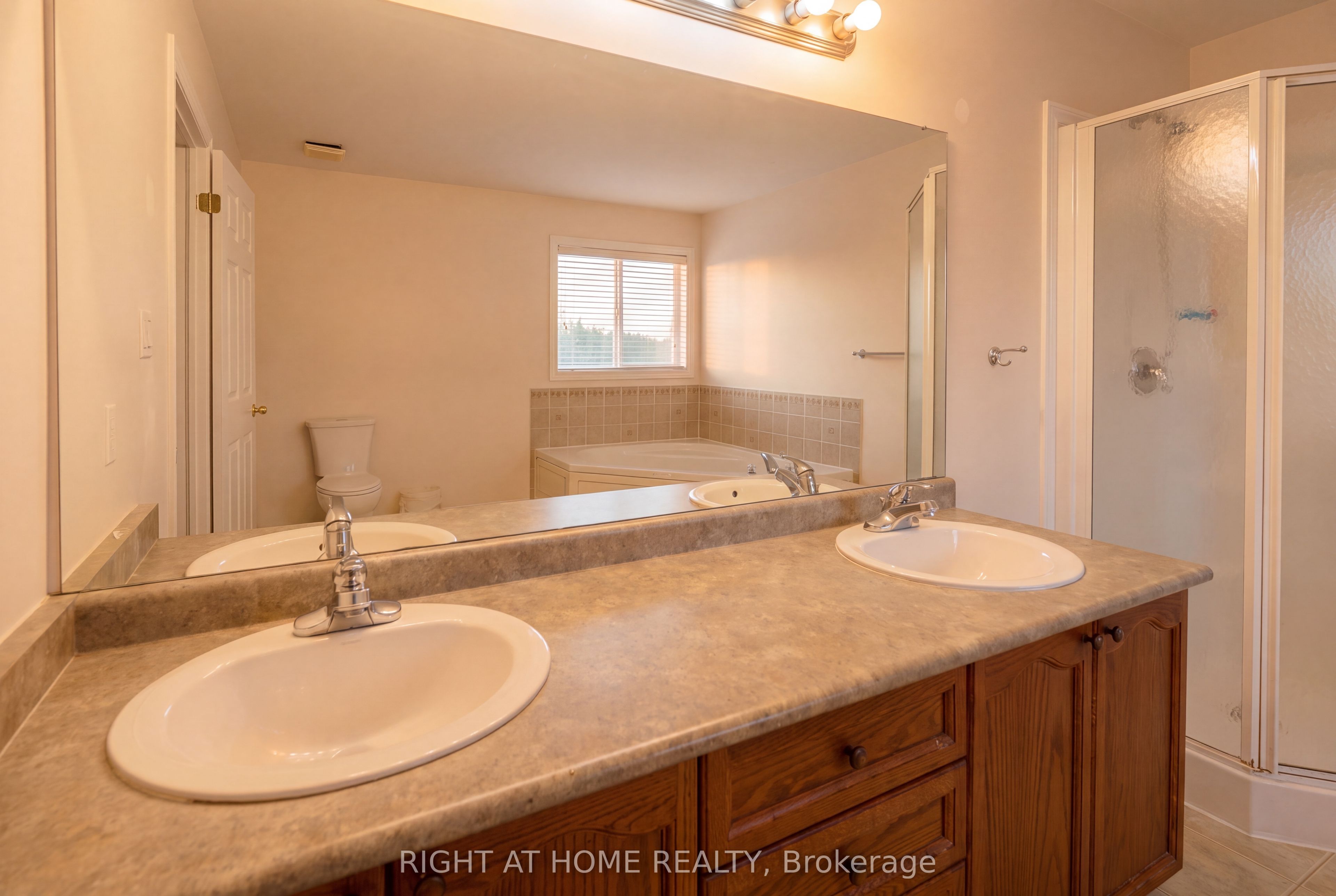 52 Prince William Way Property Photo 33