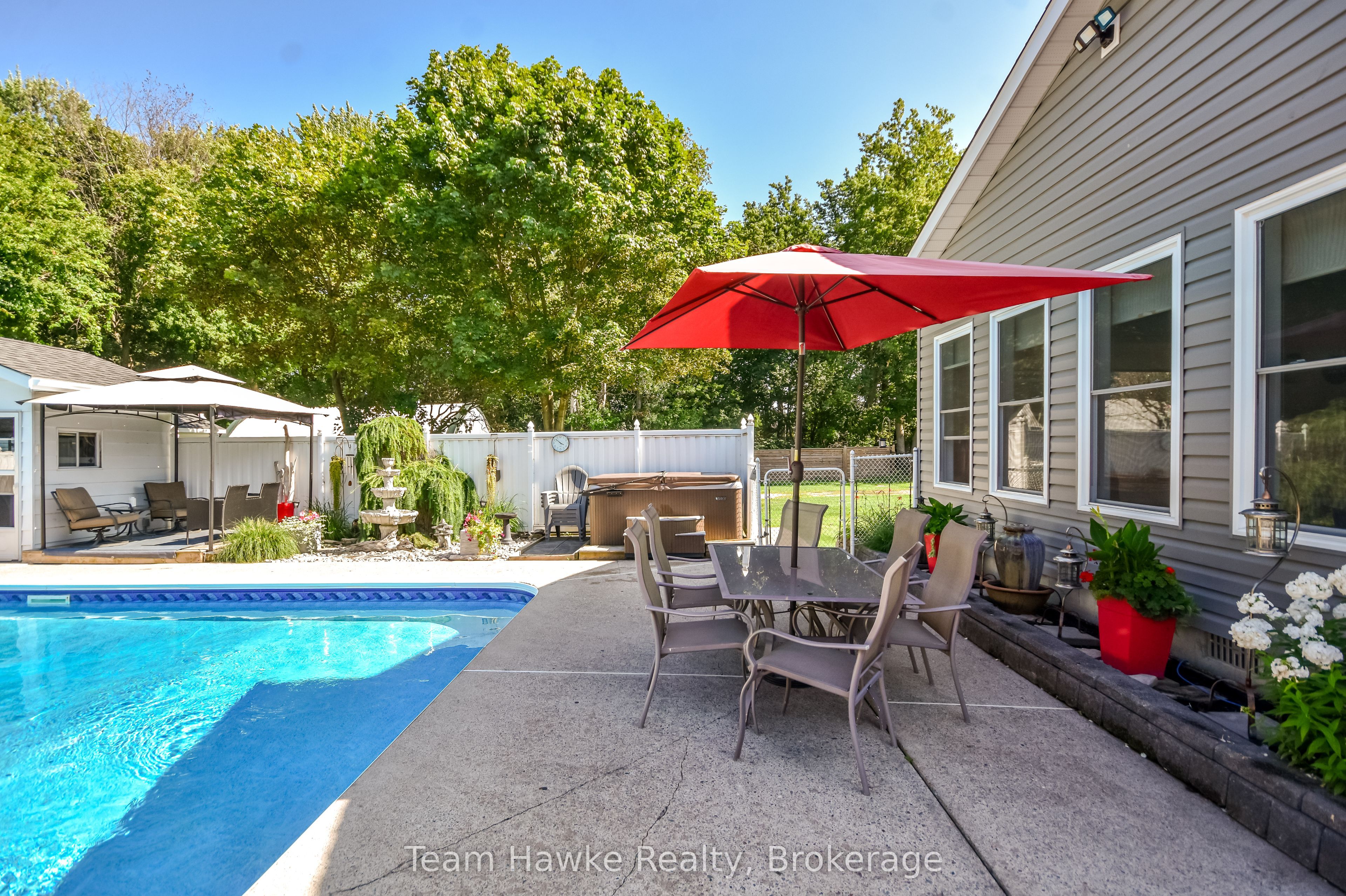 25 Lucy Street Property Photo 46