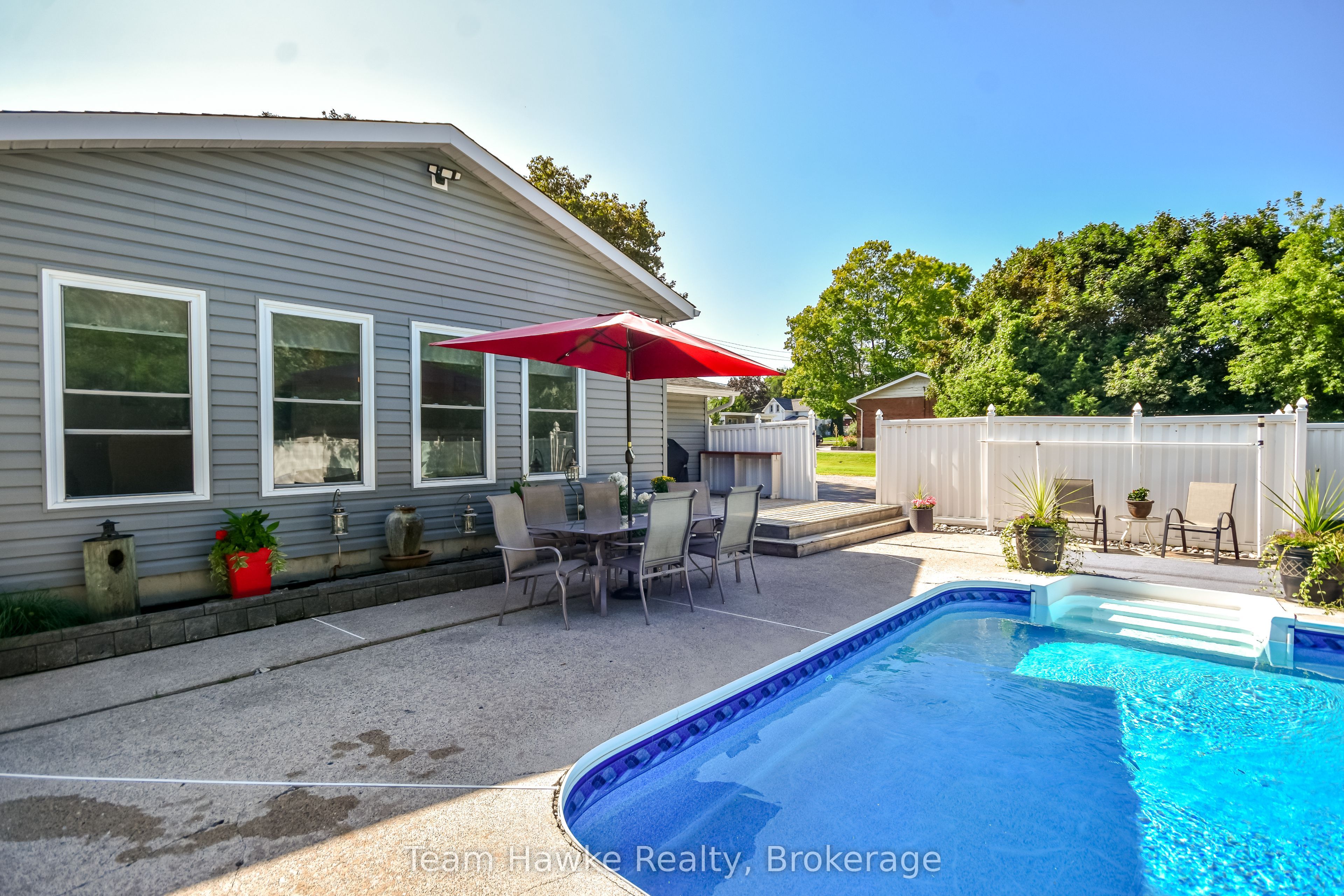 25 Lucy Street Property Photo 47