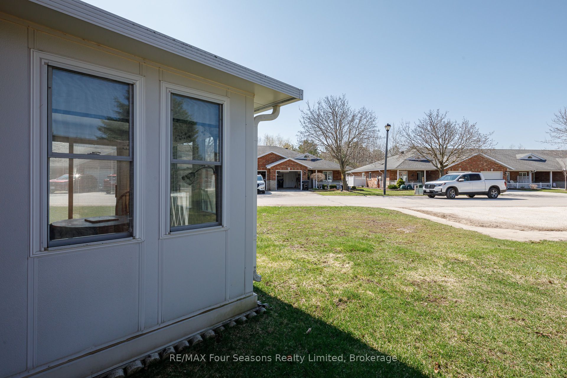 275 Huron Street 49 Property Photo 29