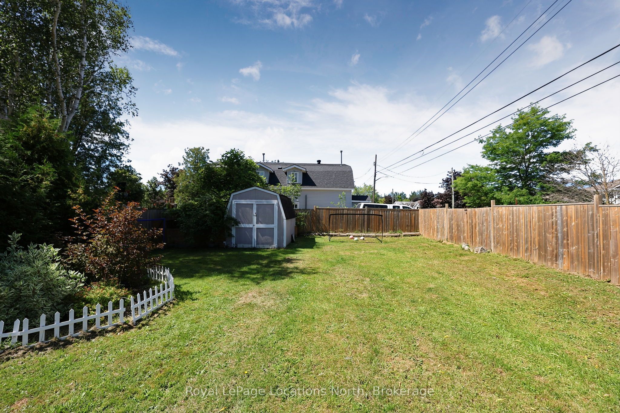 204 Sutherland Street N Property Photo 31