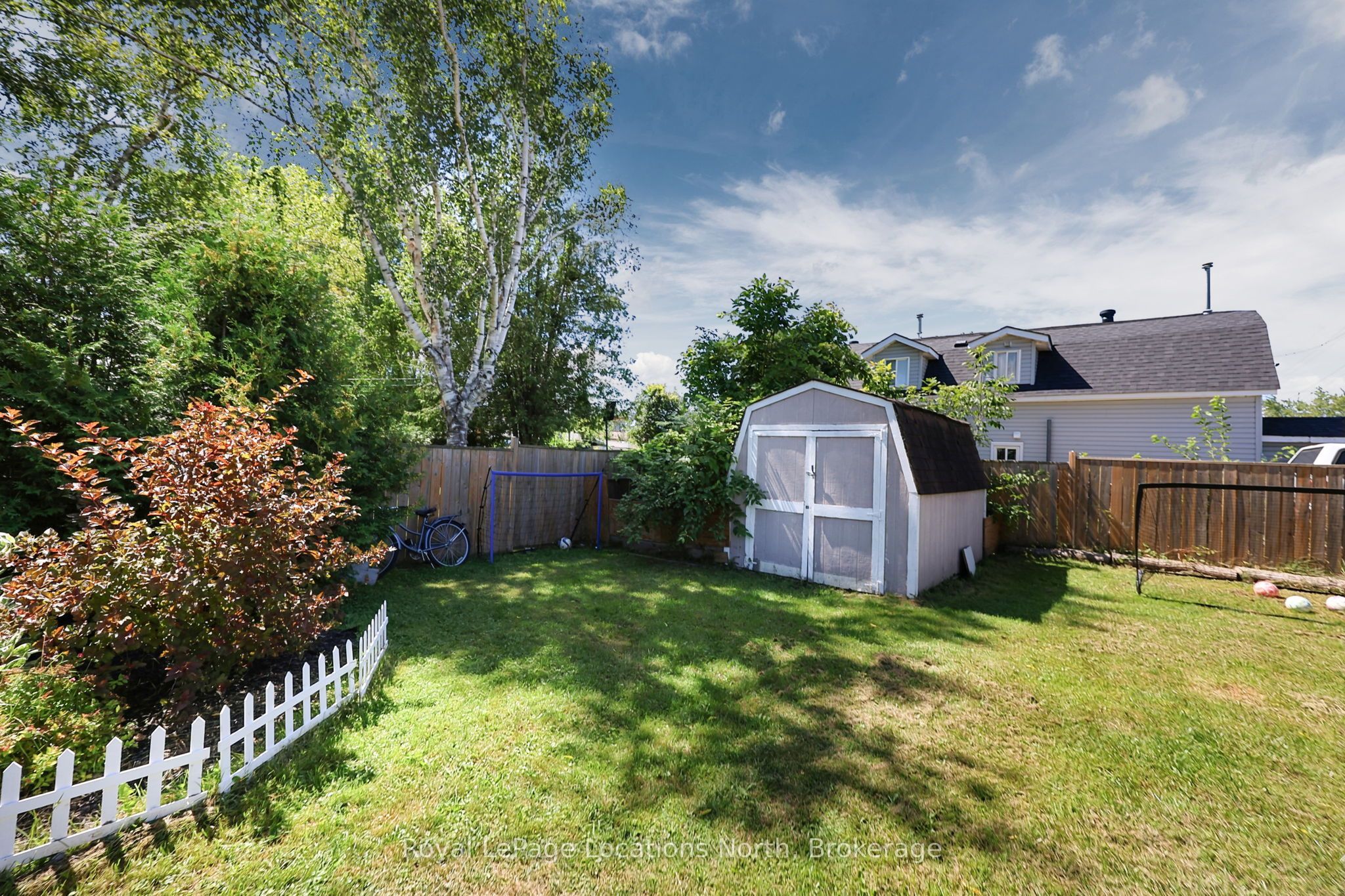 204 Sutherland Street N Property Photo 32