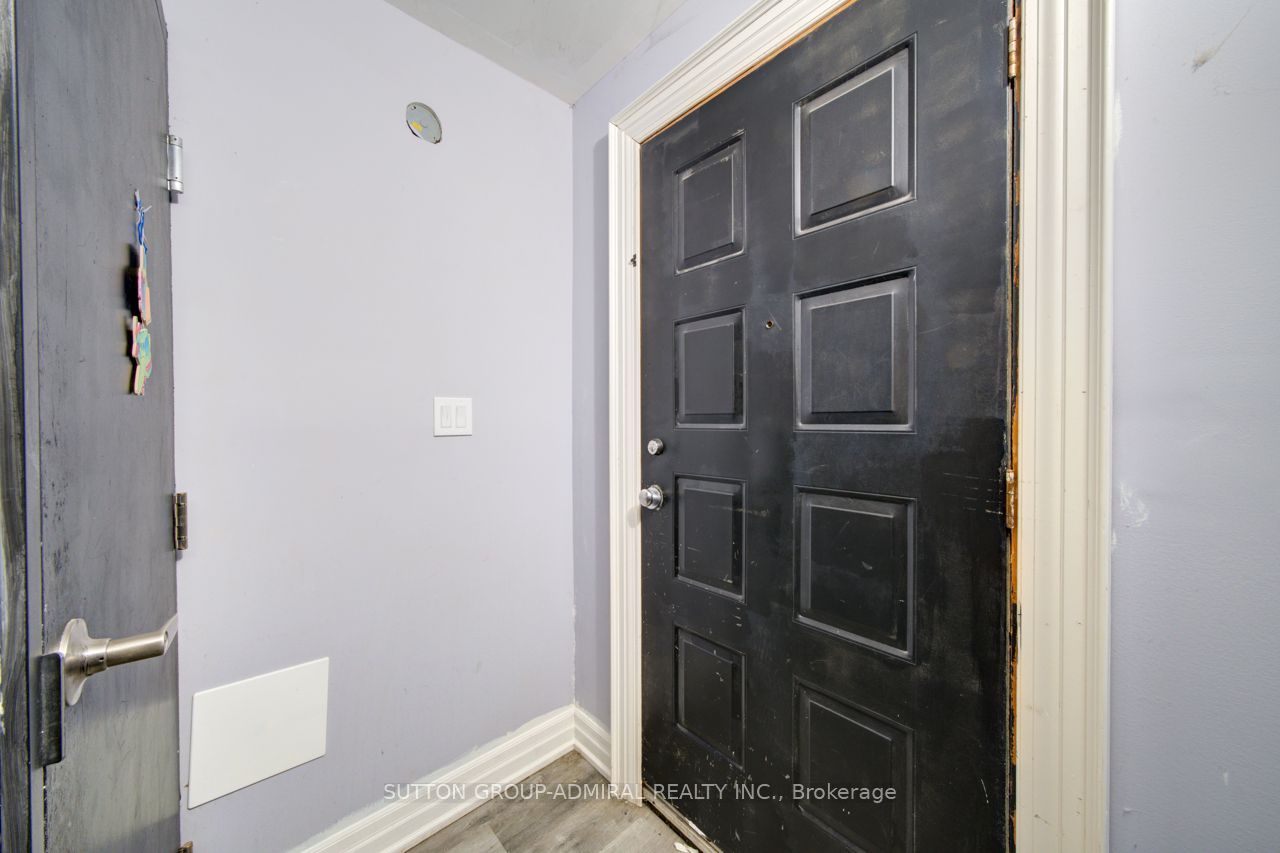 121 Seventh Street Property Photo 4