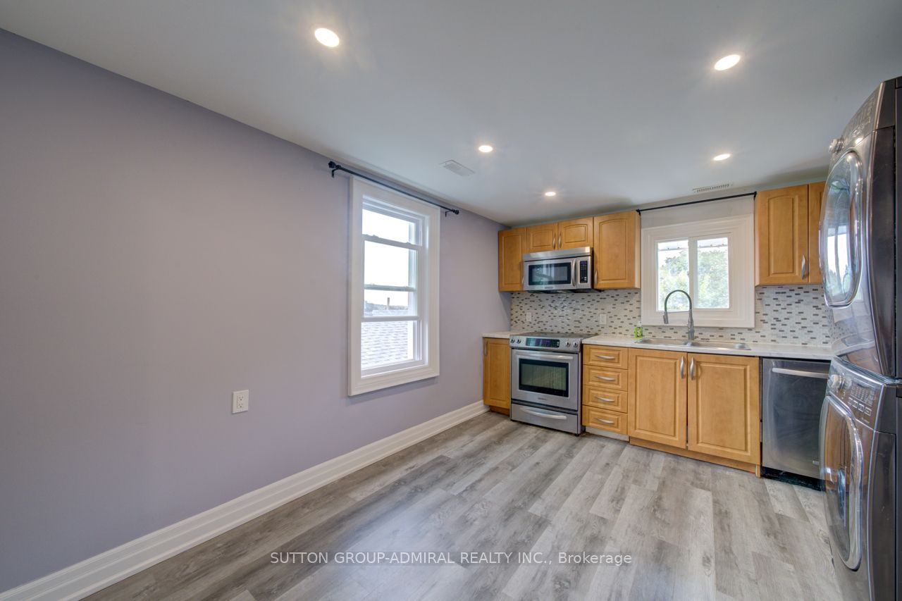 121 Seventh Street Property Photo 6