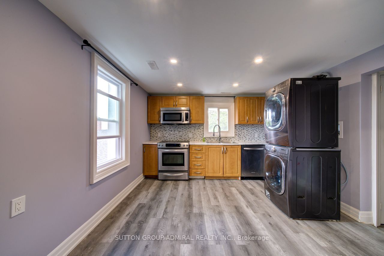 121 Seventh Street Property Photo 8