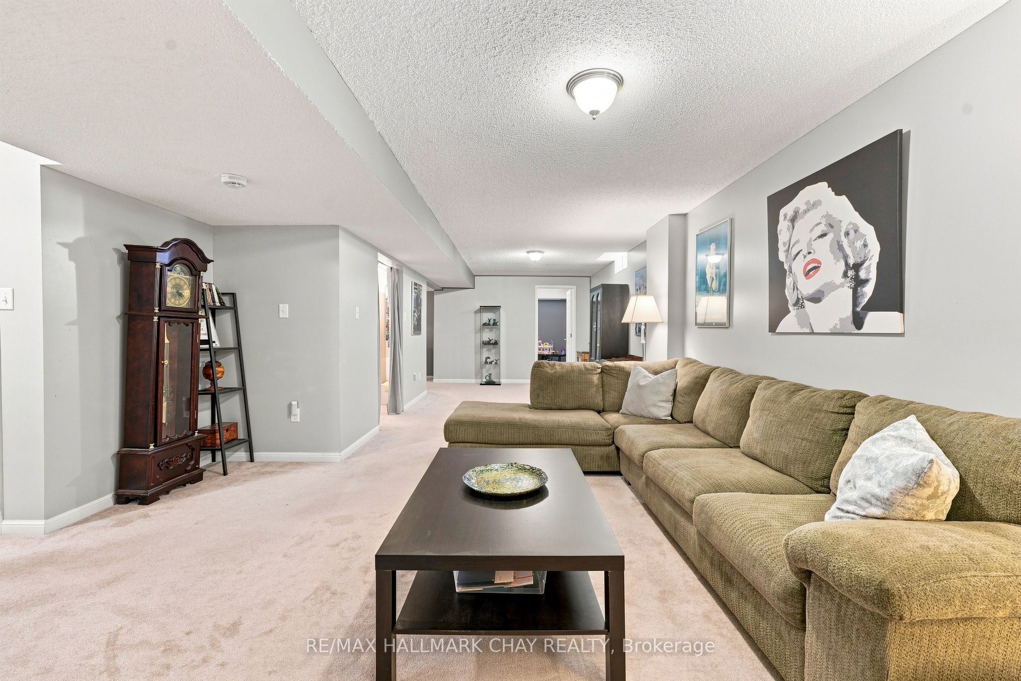 167 The Queensway Property Photo 20