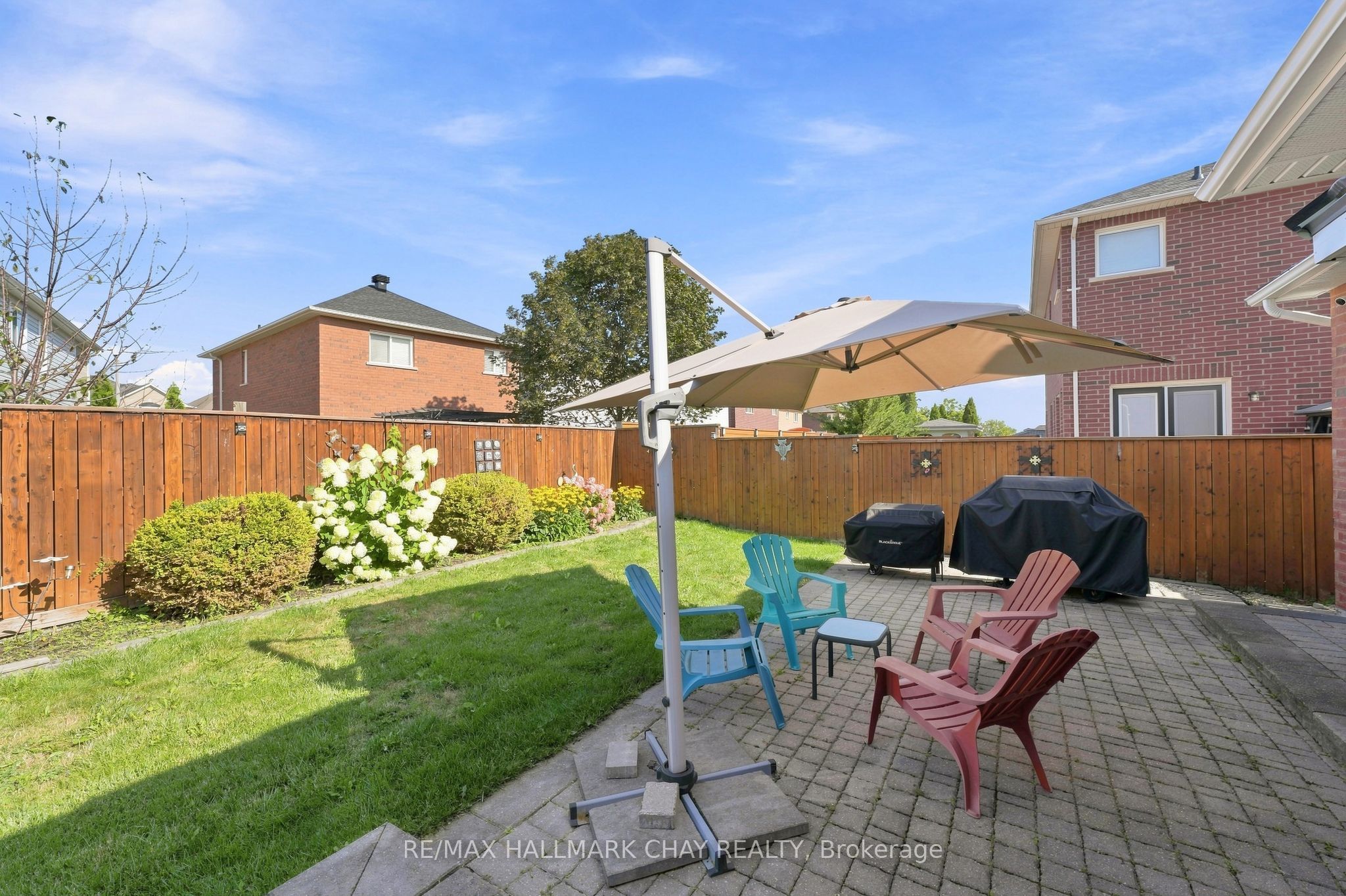 167 The Queensway Property Photo 26