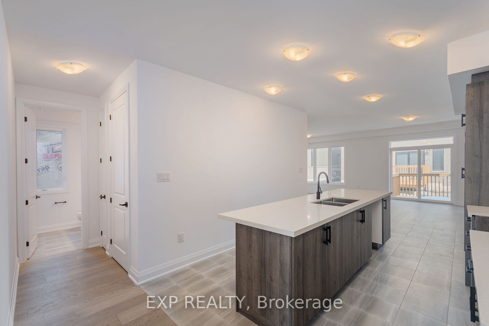 20 Ranch Terrace Property Photo 8