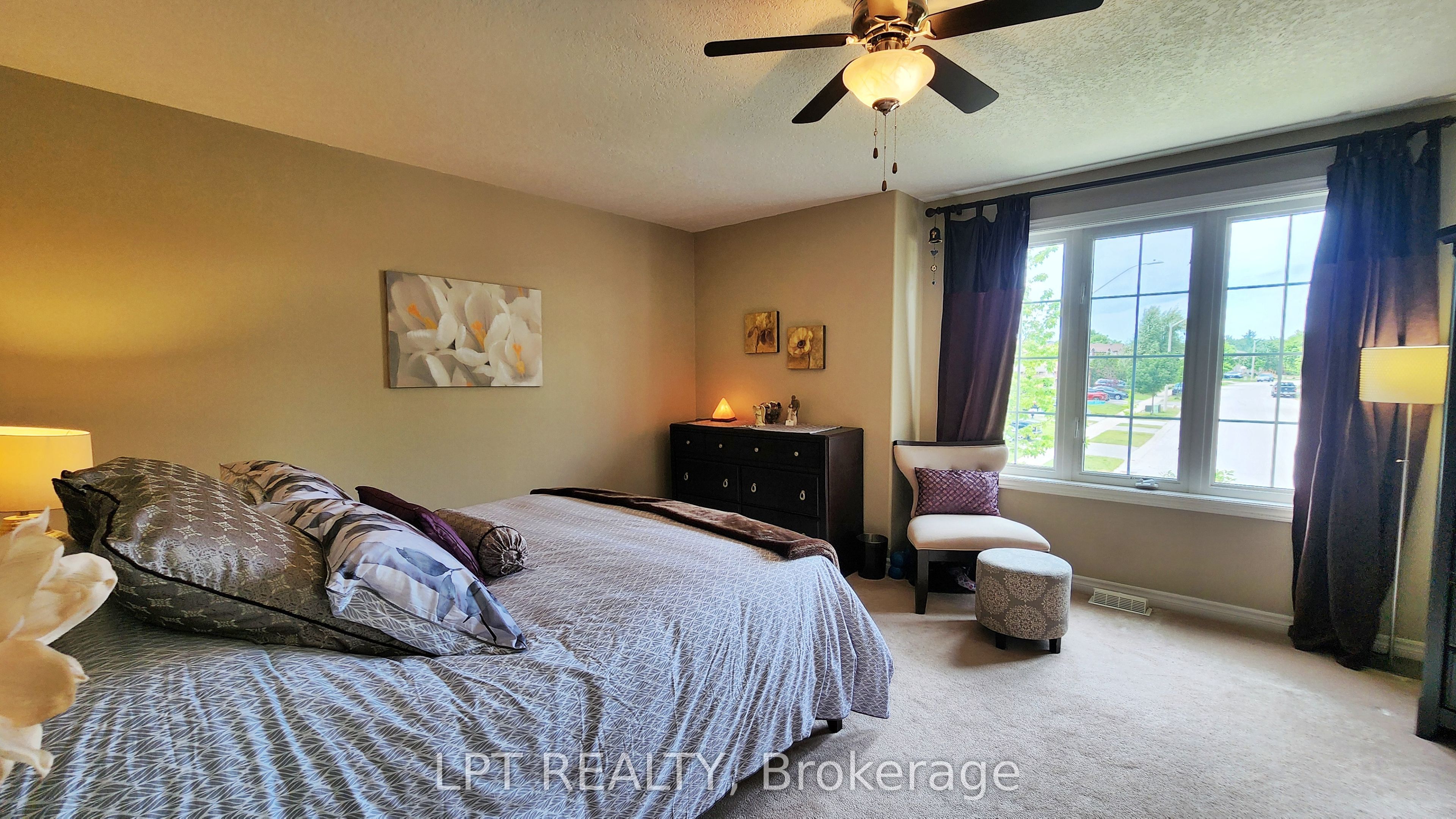 17 Silver Maple Crescent Property Photo 15