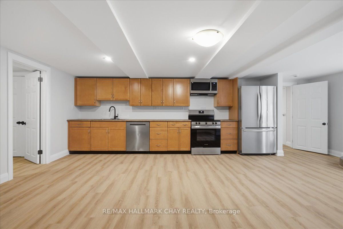 15 Parkside Drive 4 Property Photo 8