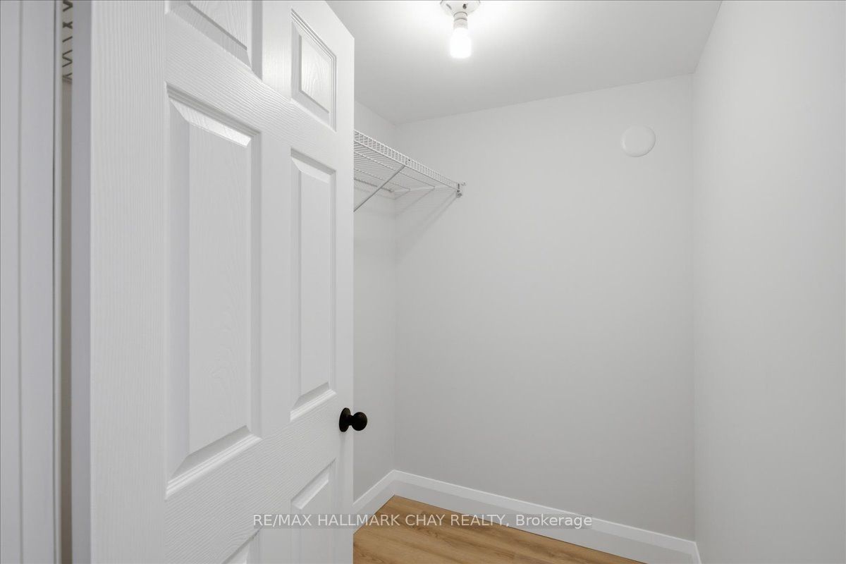 15 Parkside Drive 4 Property Photo 21