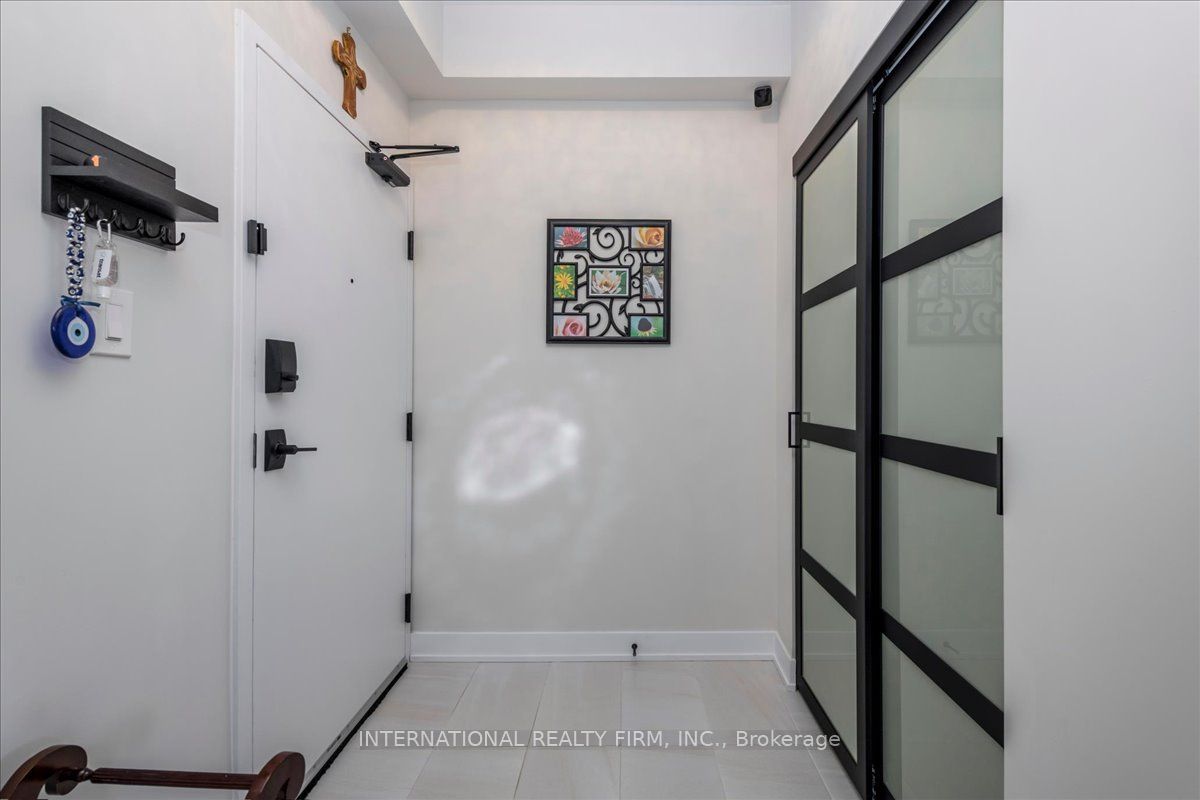 8 Culinary Lane 301 Property Photo 6