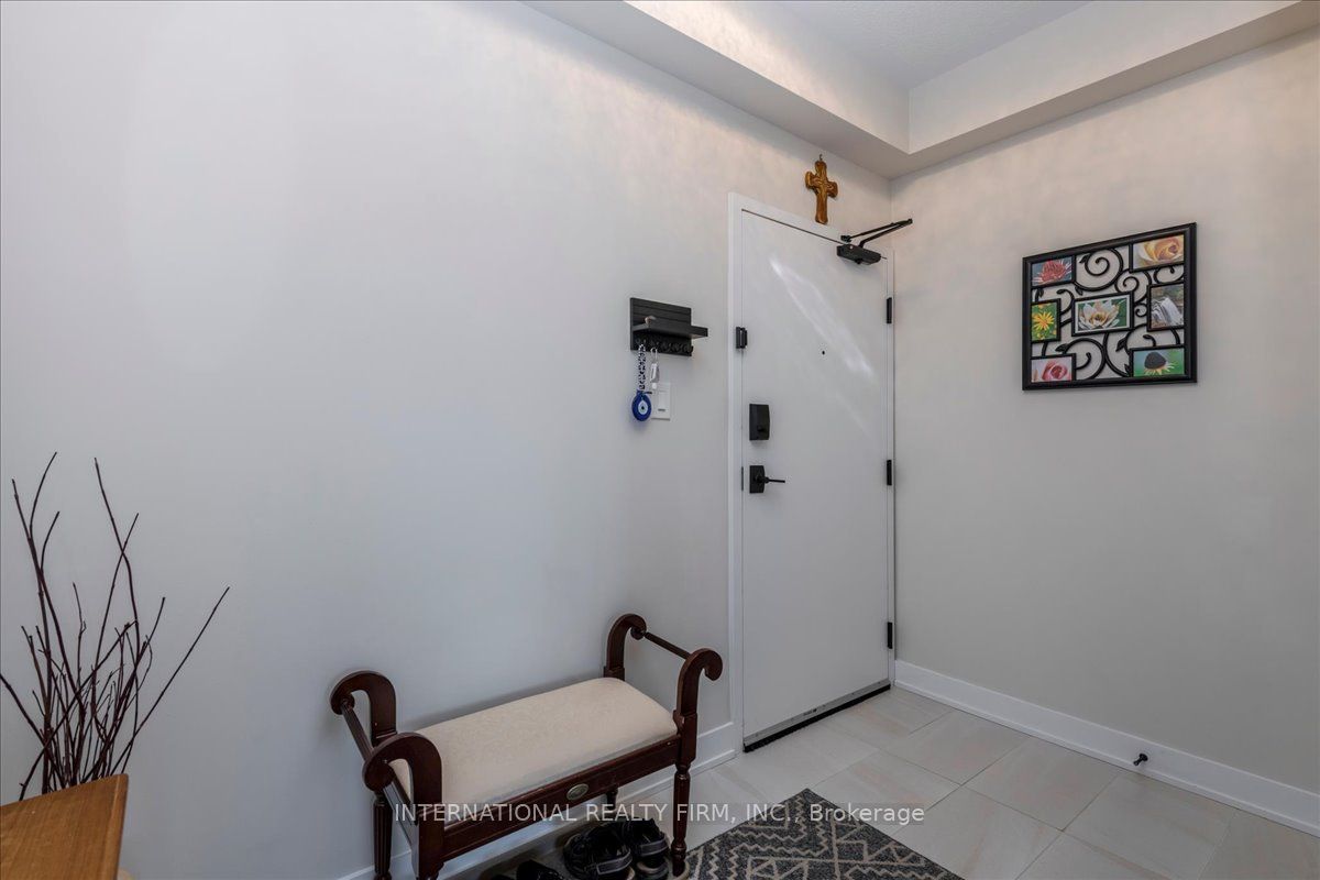 8 Culinary Lane 301 Property Photo 7