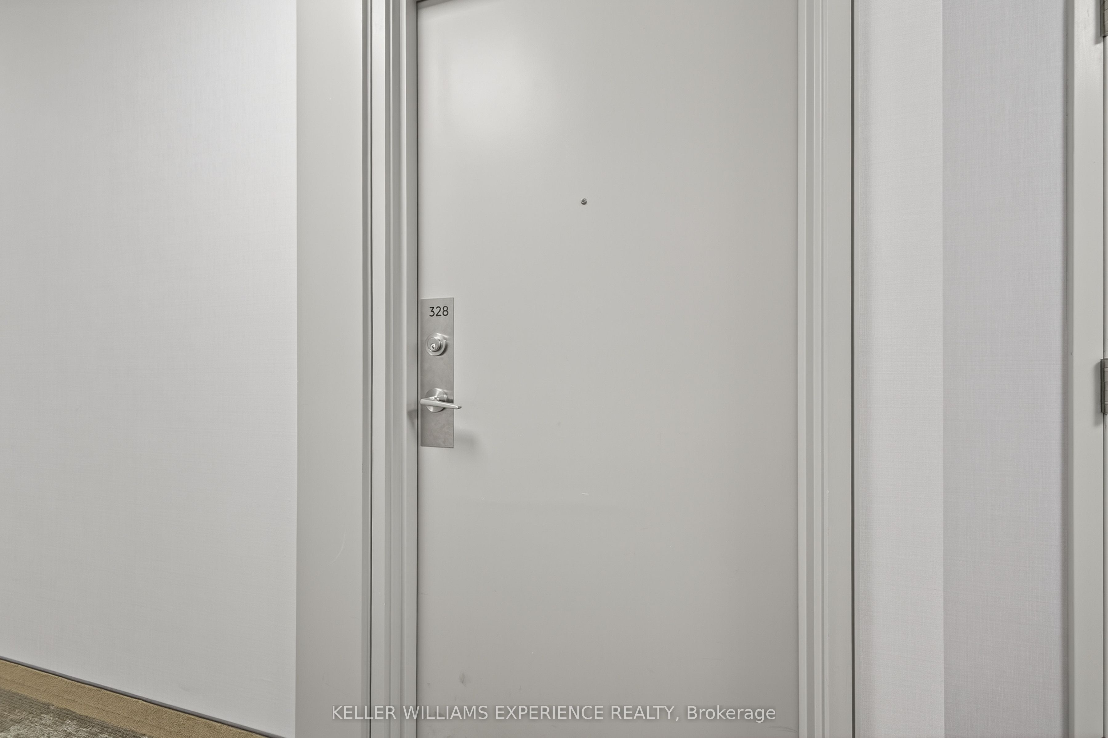 681 Yonge Street 328 Property Photo 14