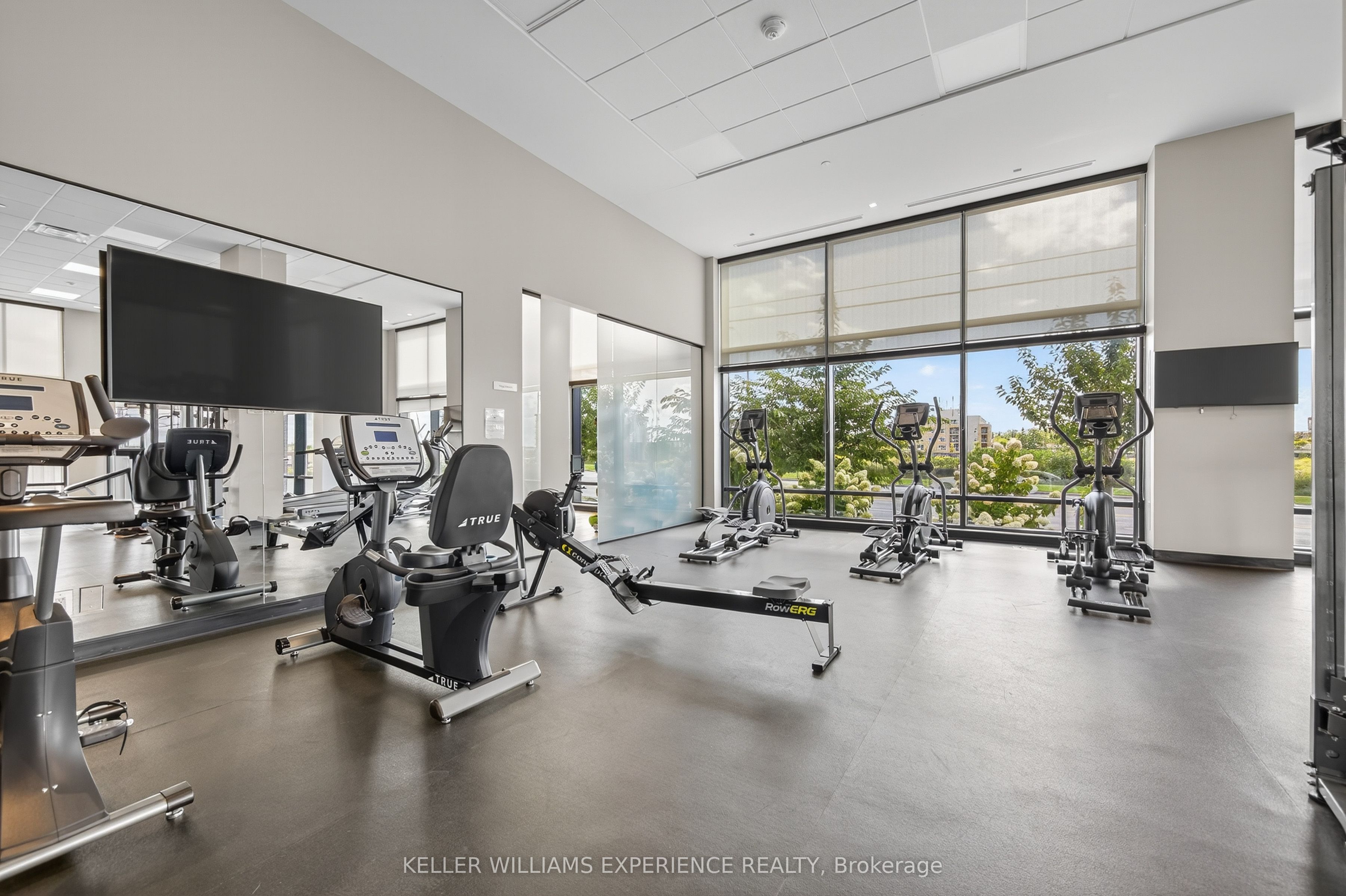 681 Yonge Street 328 Property Photo 17