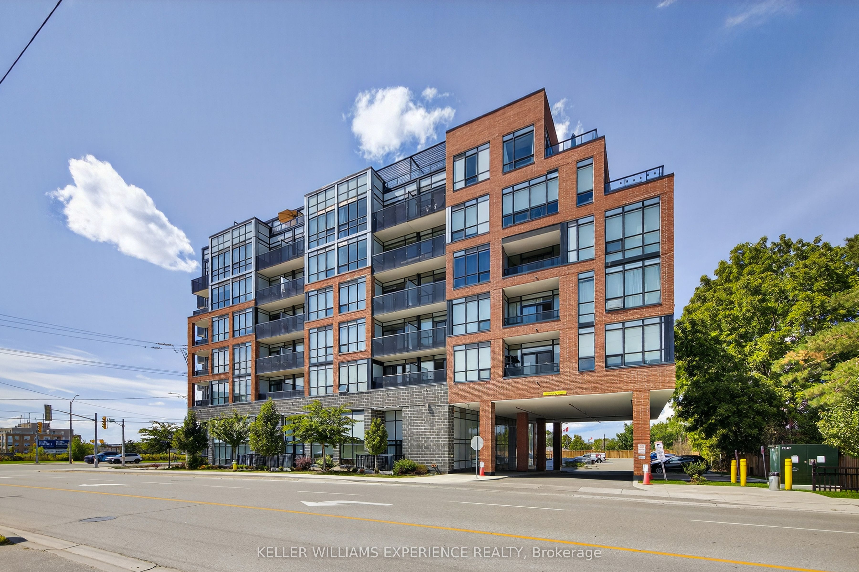 681 Yonge Street 328 Property Photo 24