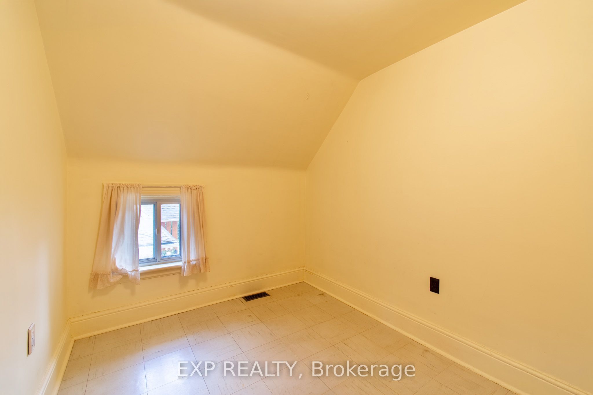 40 Marcus Street Property Photo 21