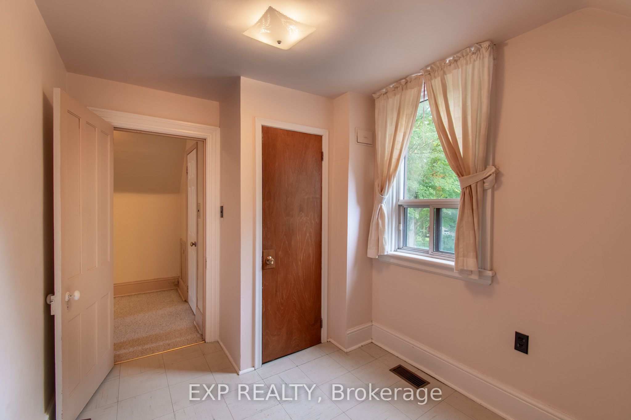 40 Marcus Street Property Photo 22