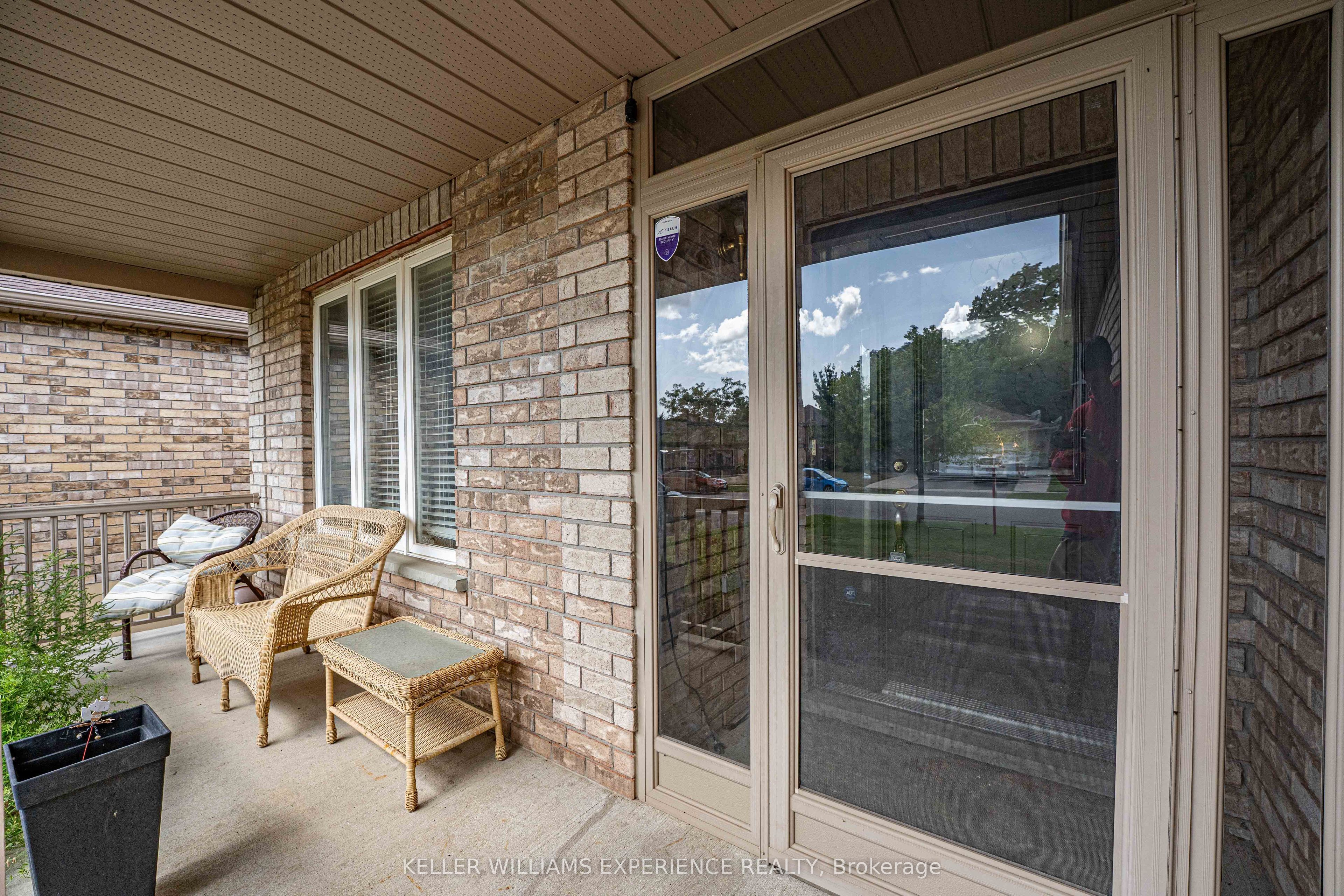 74 Ruffet Drive Property Photo 4
