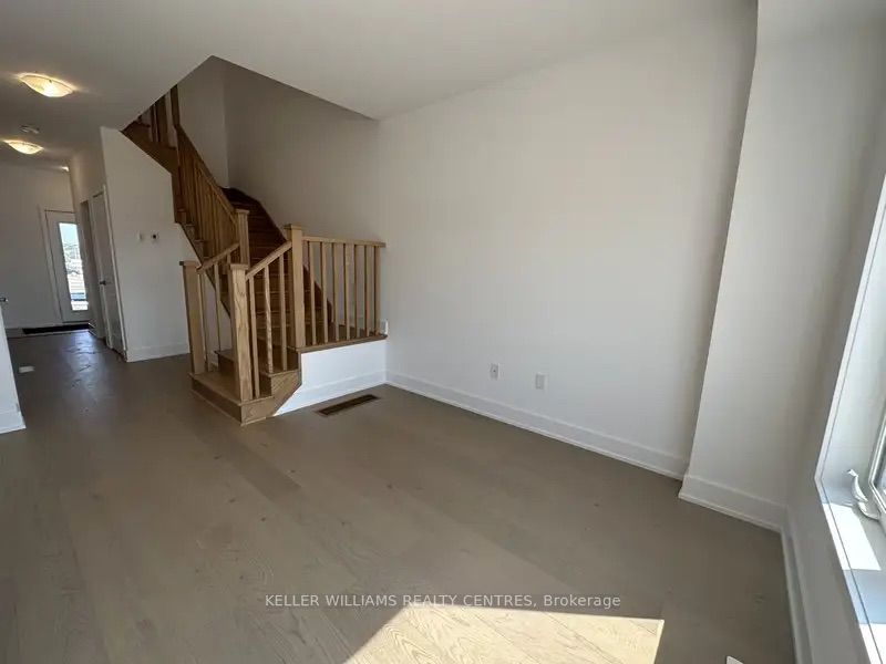 49 Gateway Drive Property Photo 8