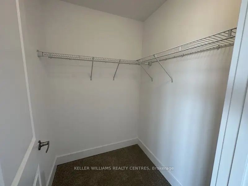 49 Gateway Drive Property Photo 14