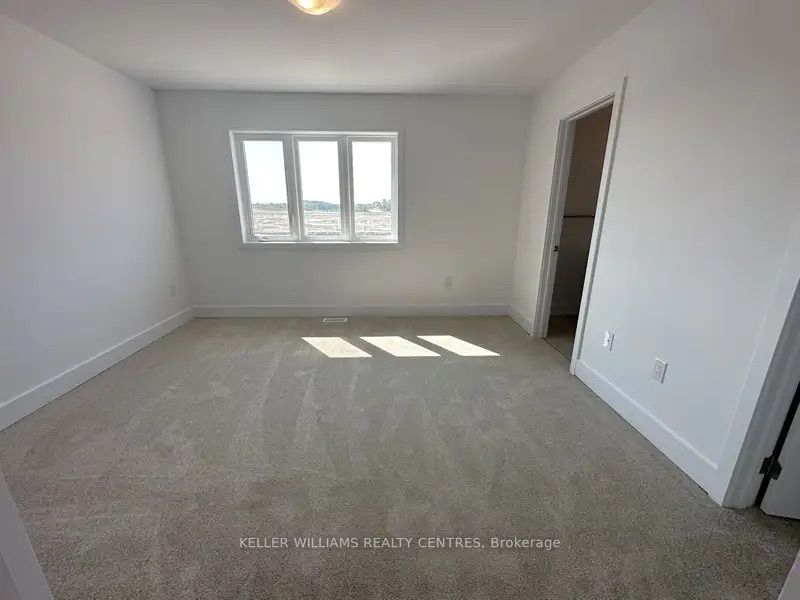 49 Gateway Drive Property Photo 17