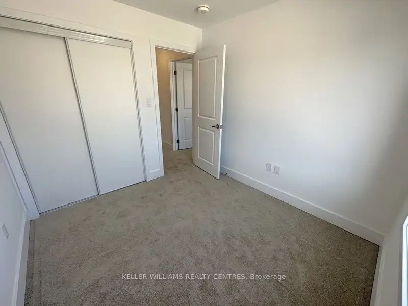 49 Gateway Drive Property Photo 18