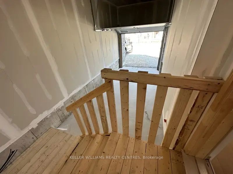 49 Gateway Drive Property Photo 23
