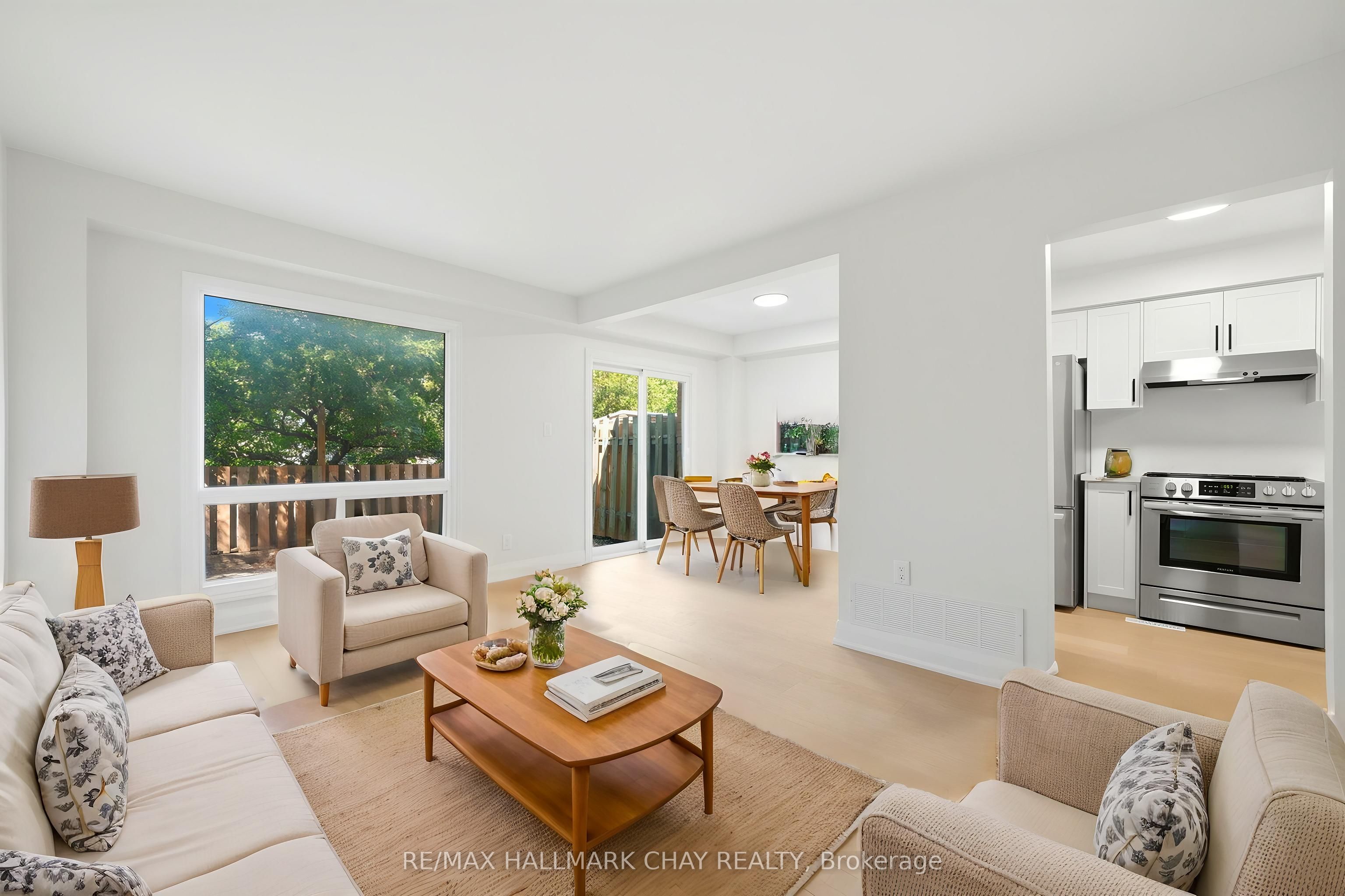 52 Adelaide Street 6 Property Photo 5