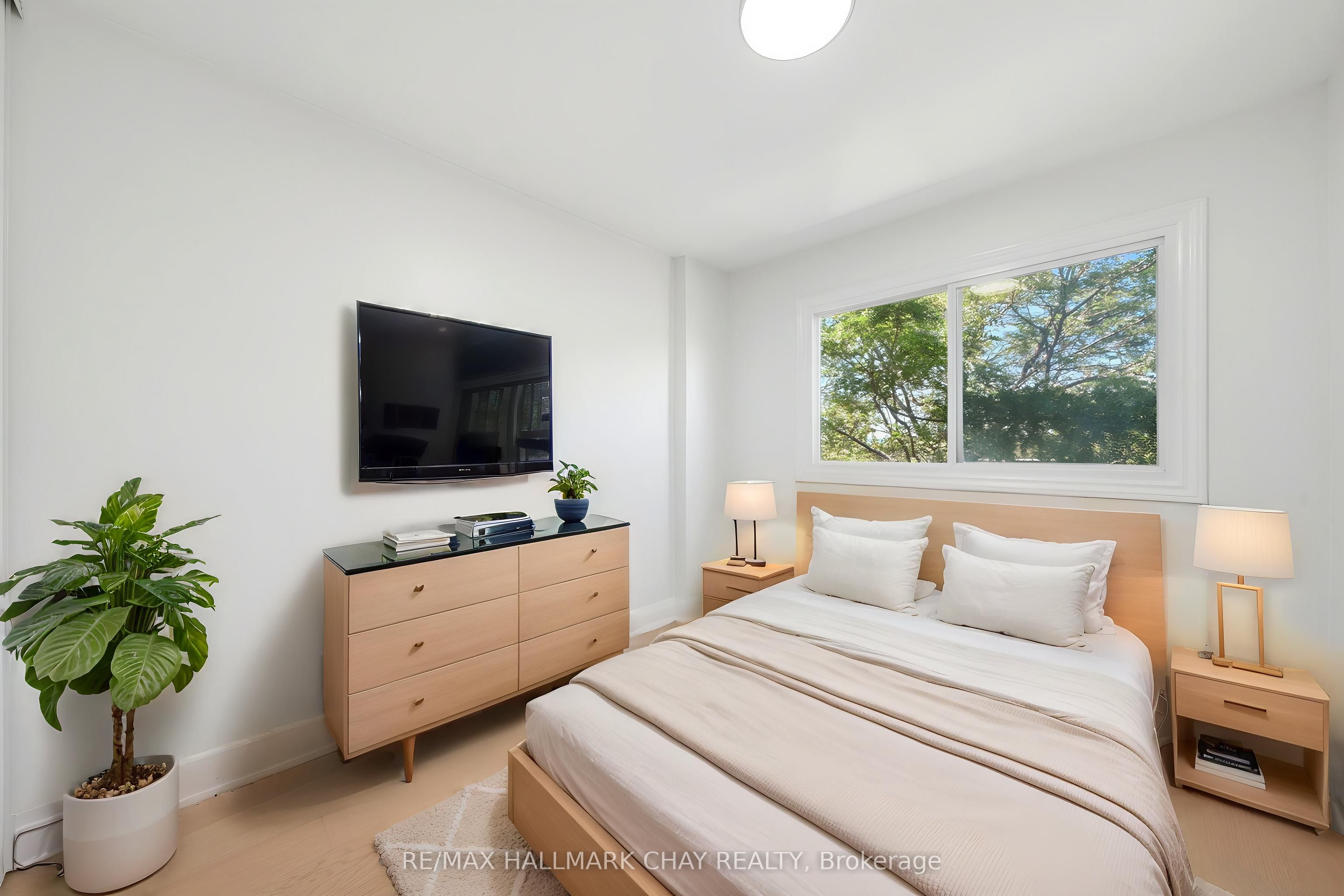 52 Adelaide Street 6 Property Photo 13