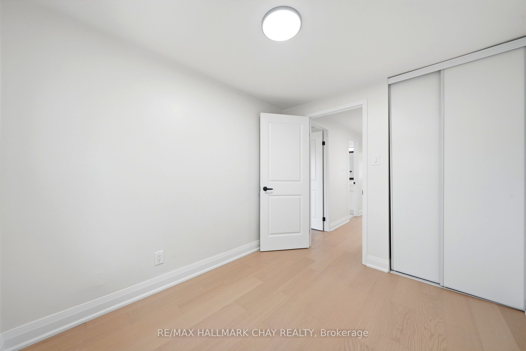 52 Adelaide Street 6 Property Photo 14