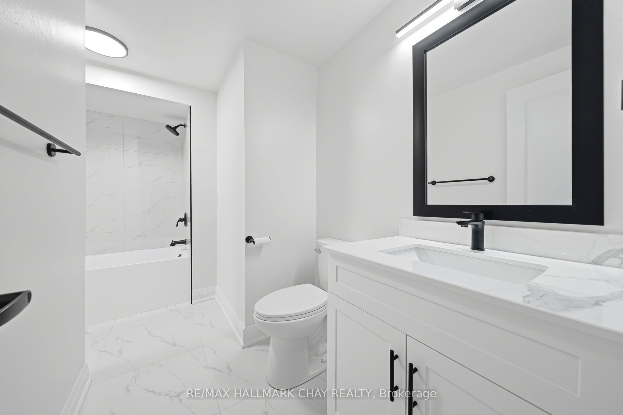 52 Adelaide Street 6 Property Photo 17